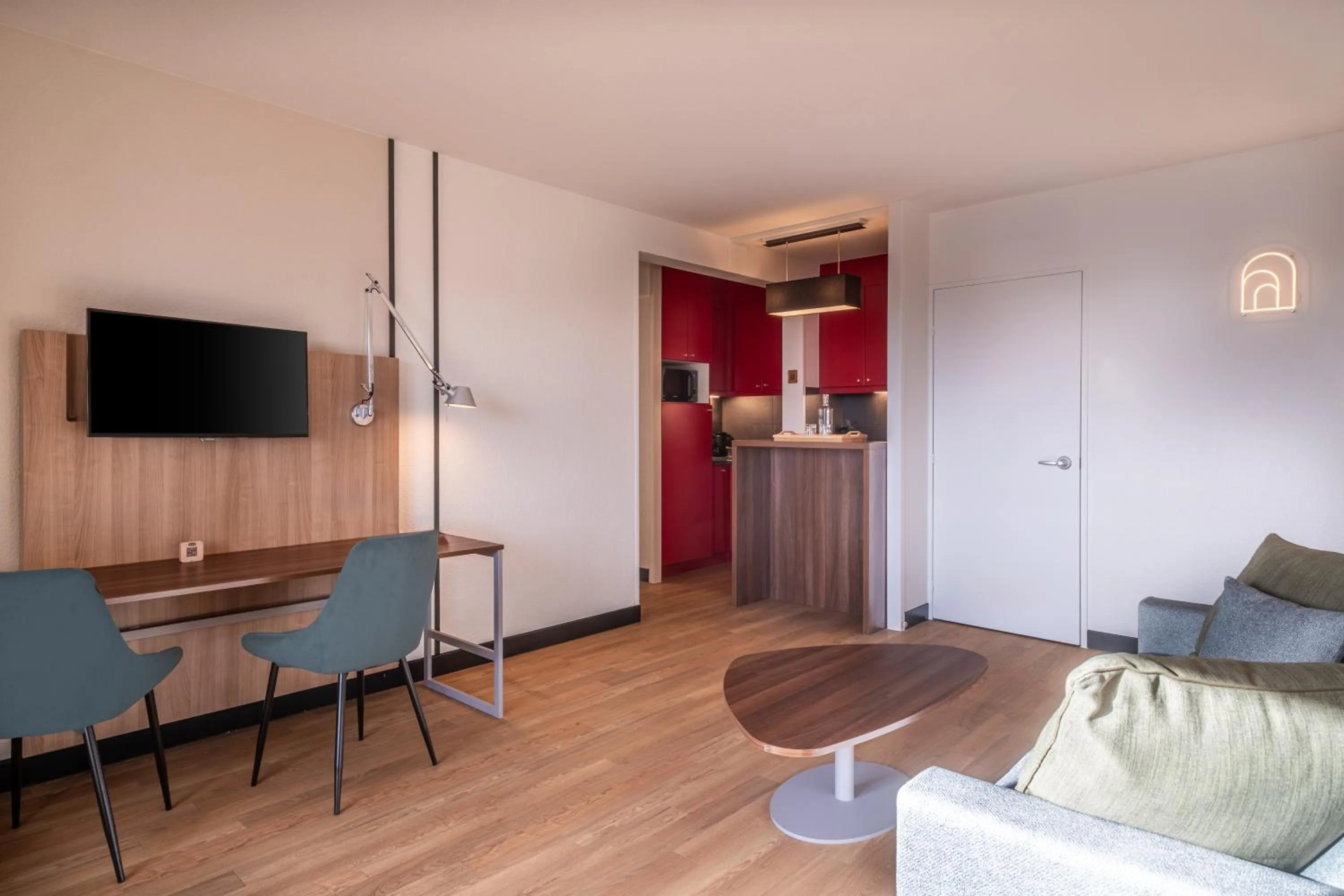 Living room in FirstName Toulouse Résidence