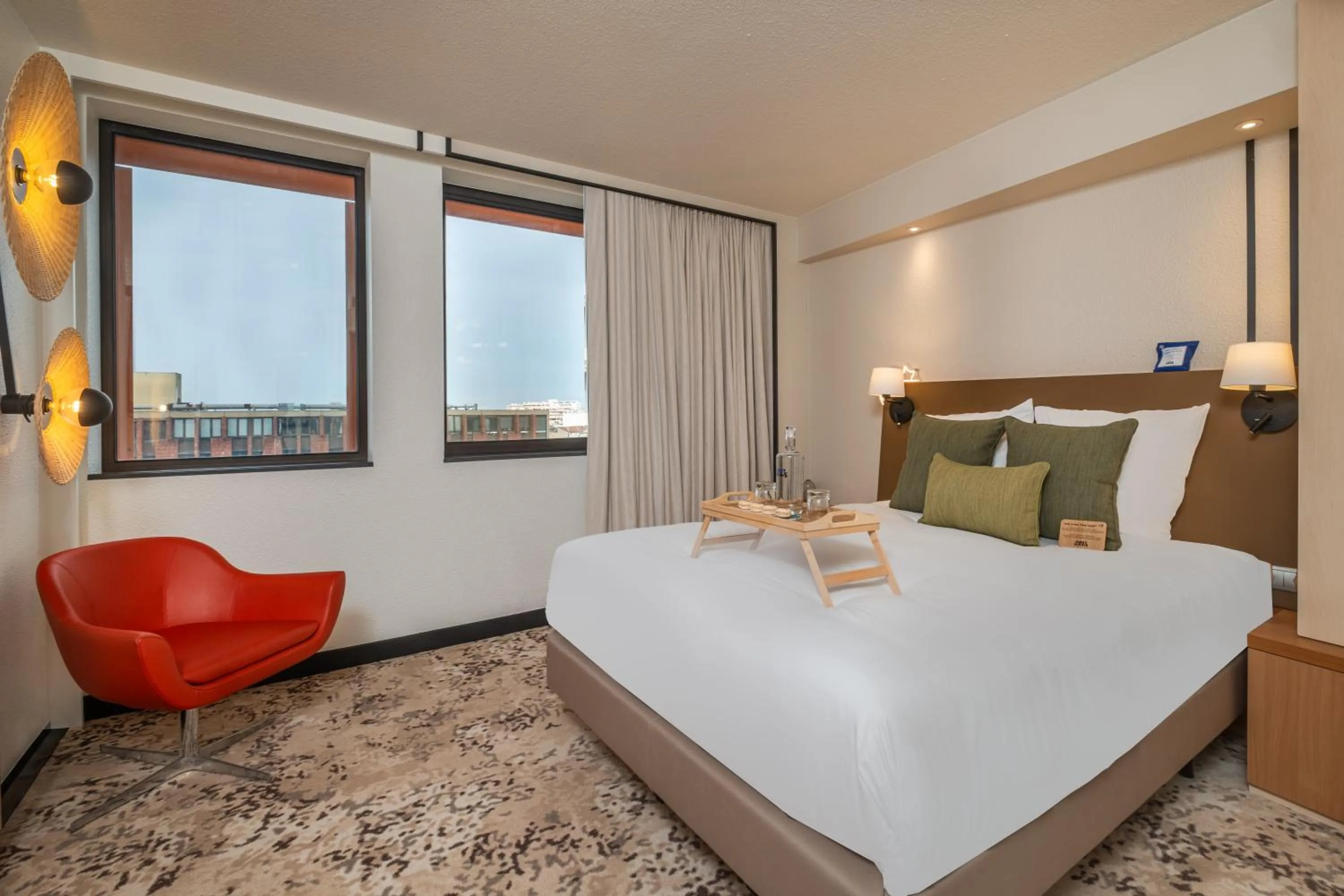 Bedroom, Bed in FirstName Toulouse Résidence