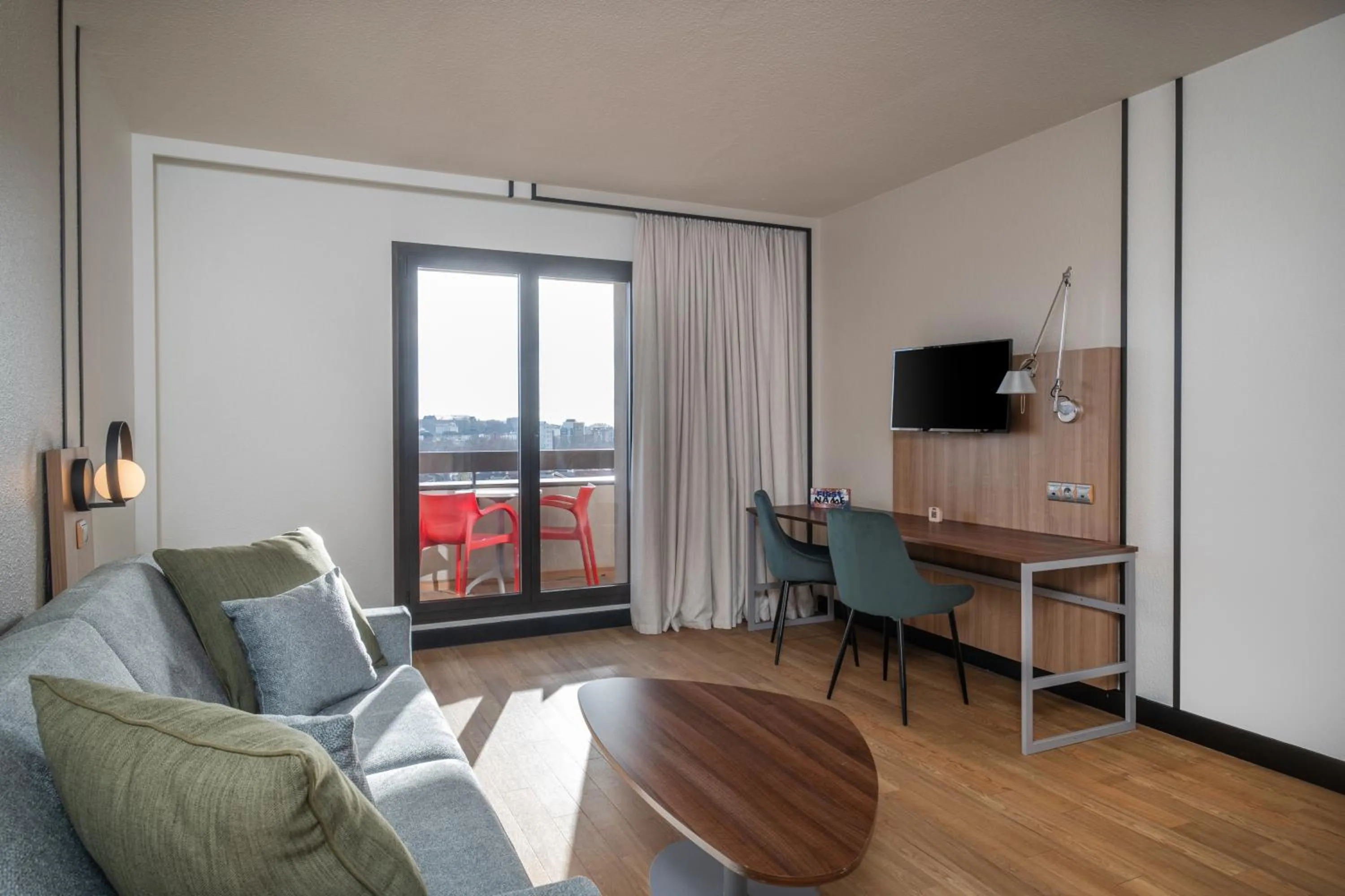 Living room in FirstName Toulouse Résidence