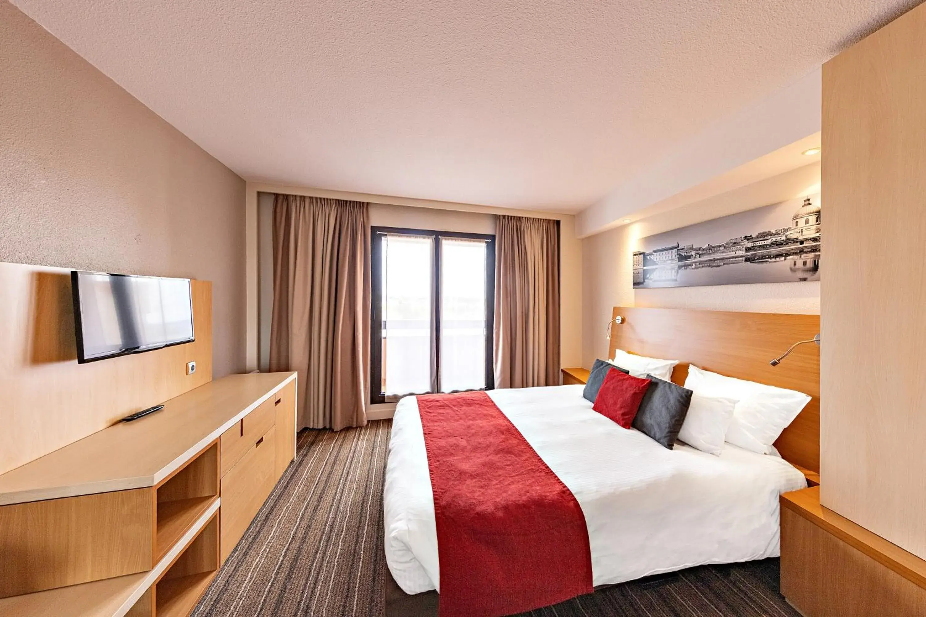 One-Bedroom Apartment with Balcony (4 People) in Aparthotel Adagio Toulouse Centre Ramblas One-Bedroom Apartment with Balcony (4 People) in Aparthotel Adagio Toulouse Centre Ramblas