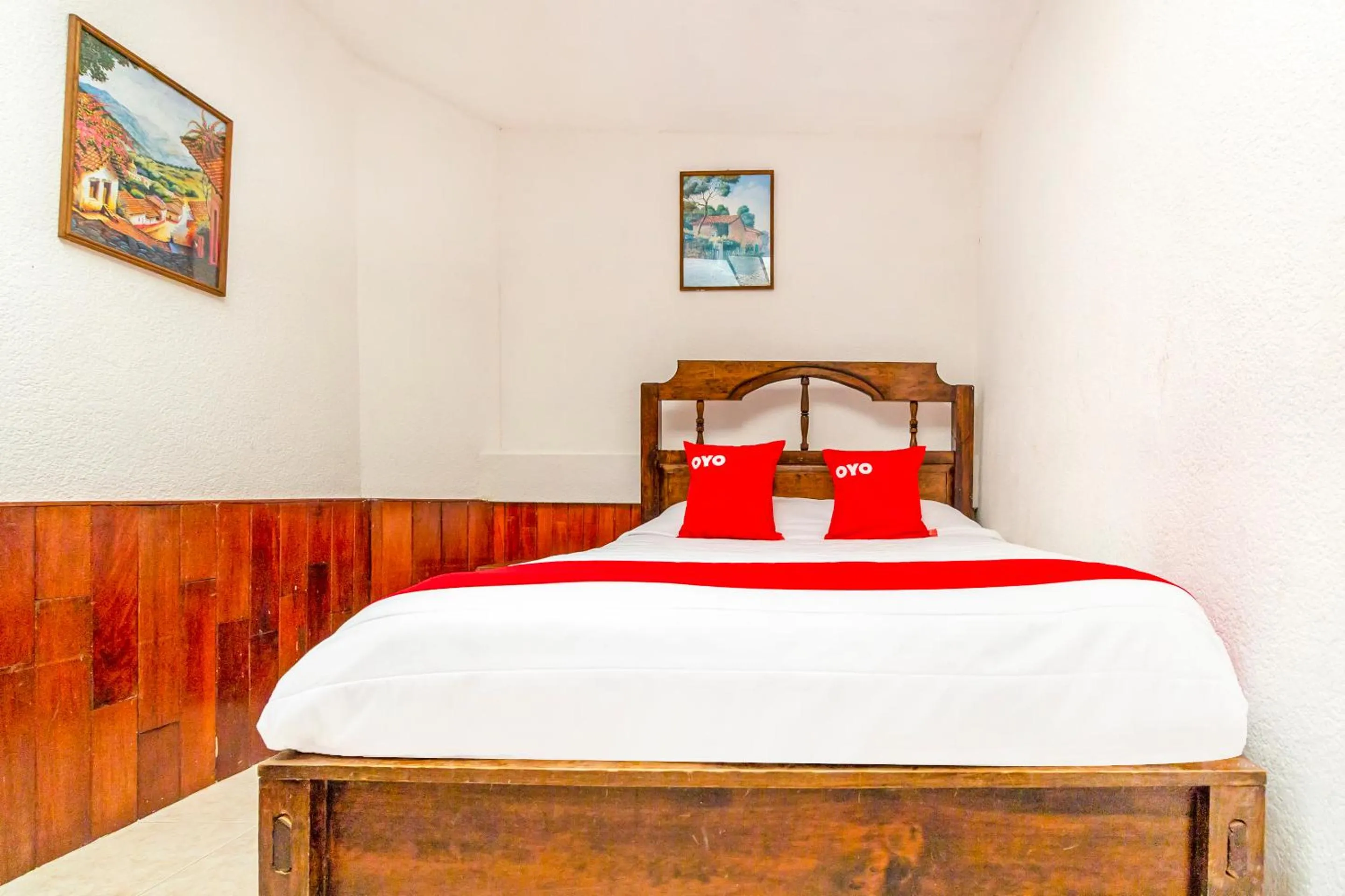 Bedroom, Bed in OYO Hotel Las Nubes,Mercado de Dulces y Artesanias Ambar