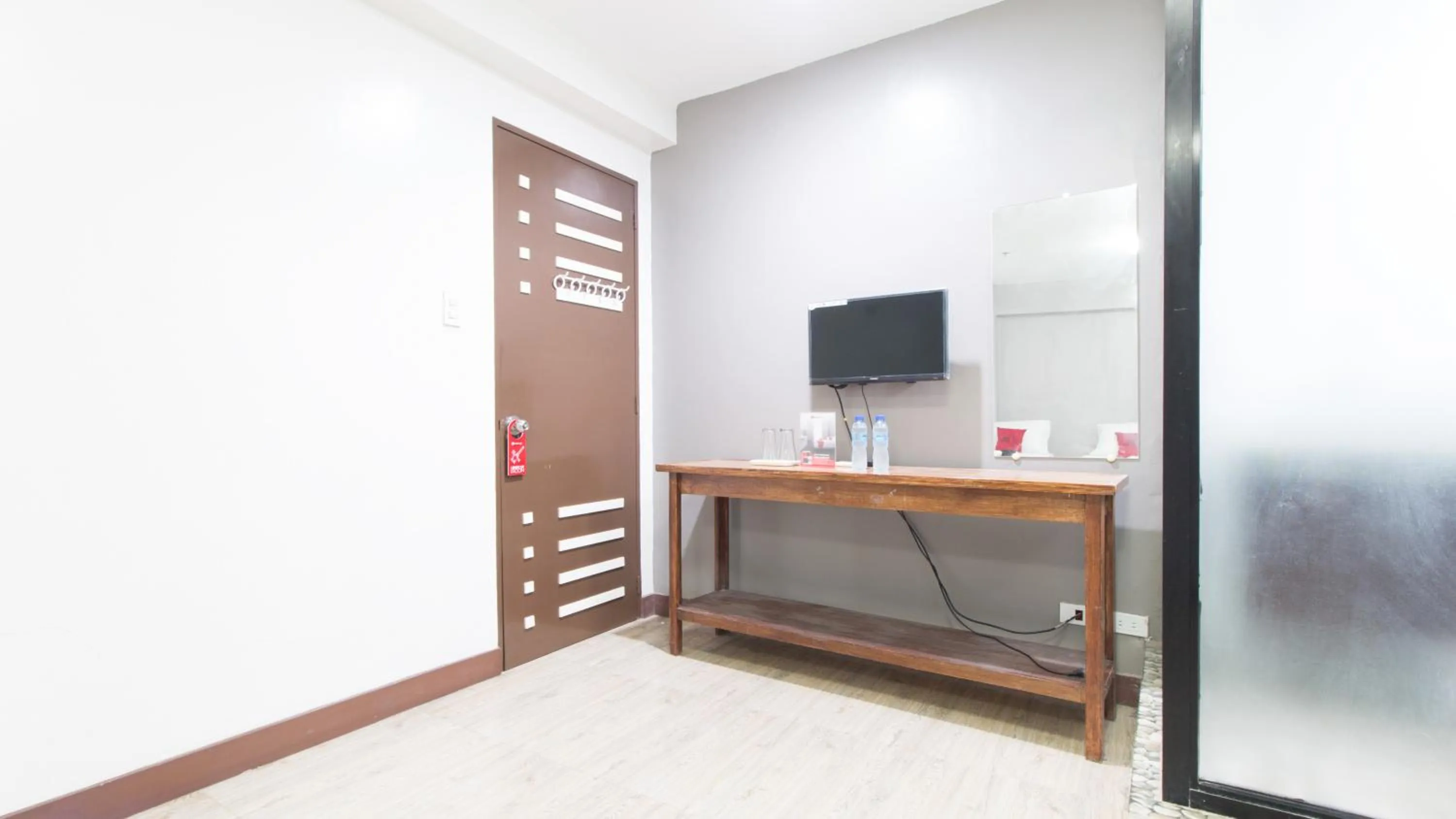 Bed in RedDoorz @ San Jose Tagbak Jaro Iloilo