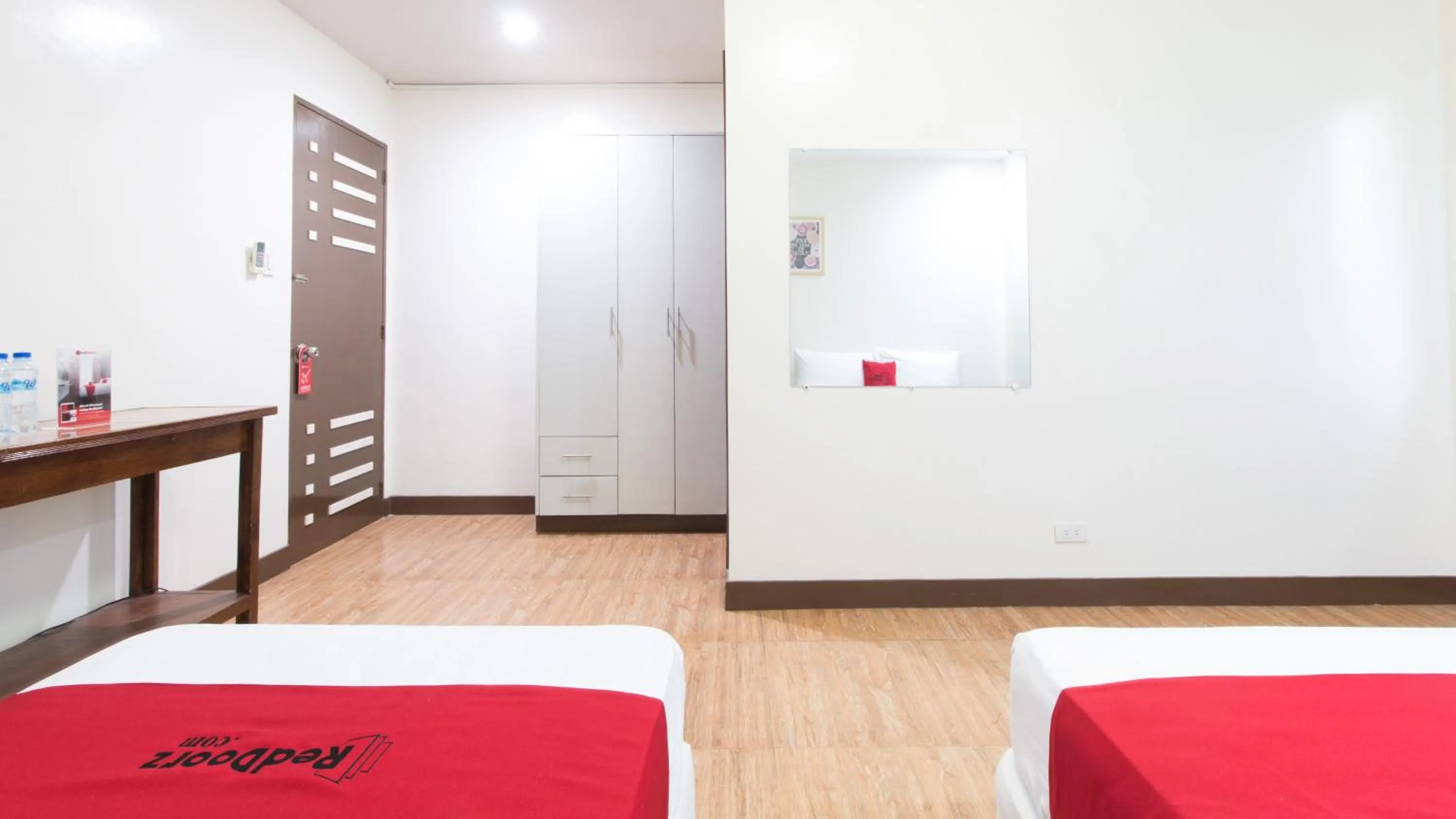 Photo of the whole room, Bed in RedDoorz @ San Jose Tagbak Jaro Iloilo