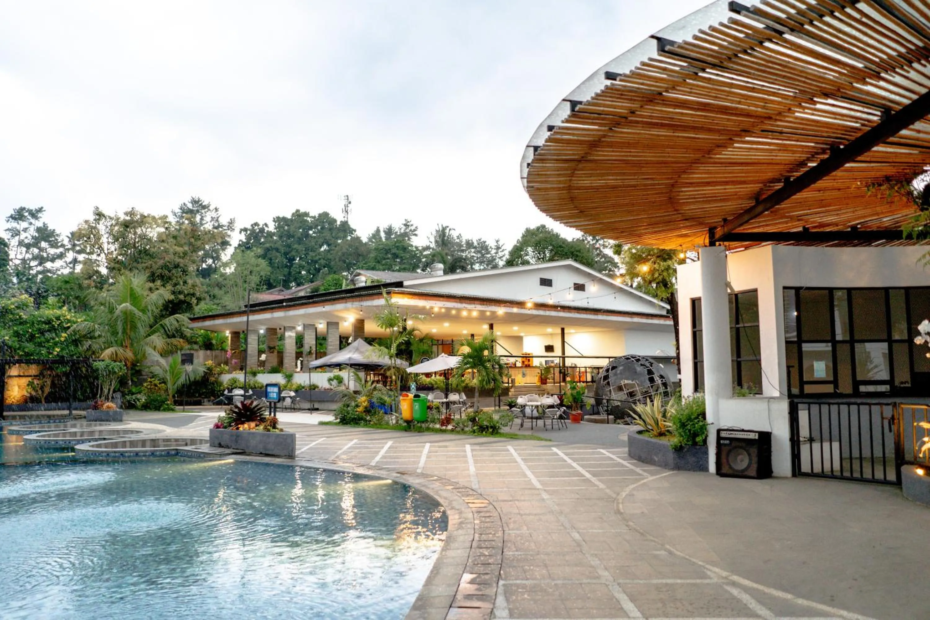 HOTEL & WISMA BINTANG JADAYAT