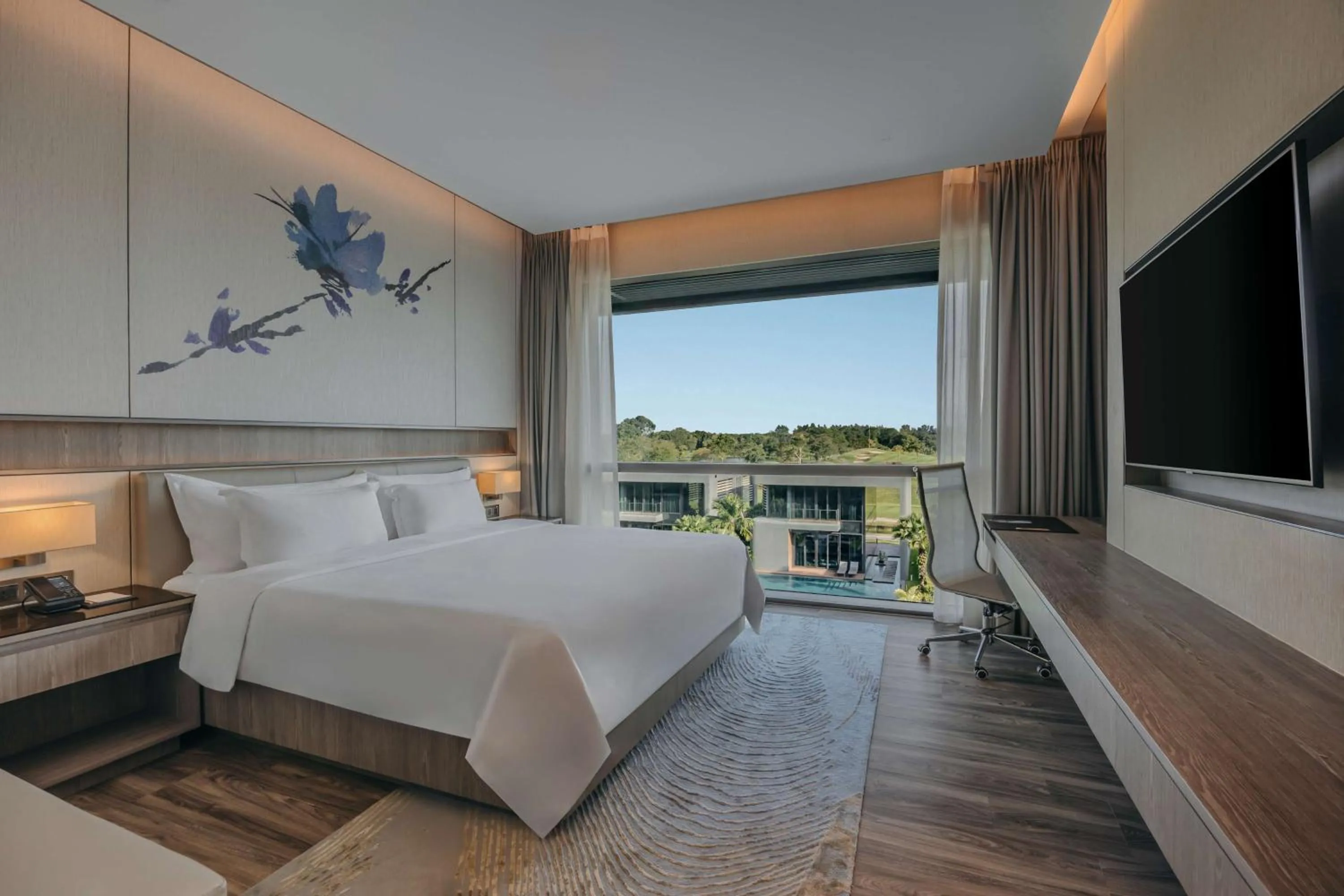 Bedroom, Bed in Dusit Thani Laguna Singapore