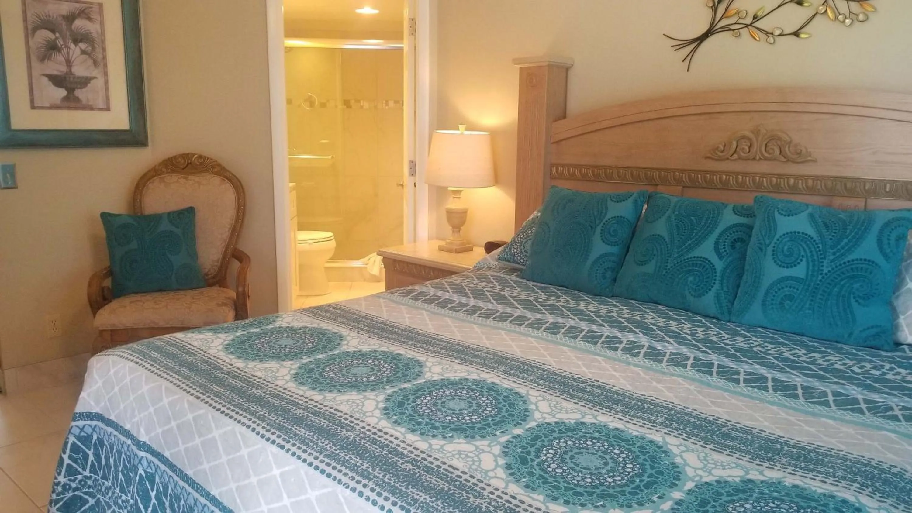 Bedroom, Bed in Gulf Strand Resort by Travel Resort Services