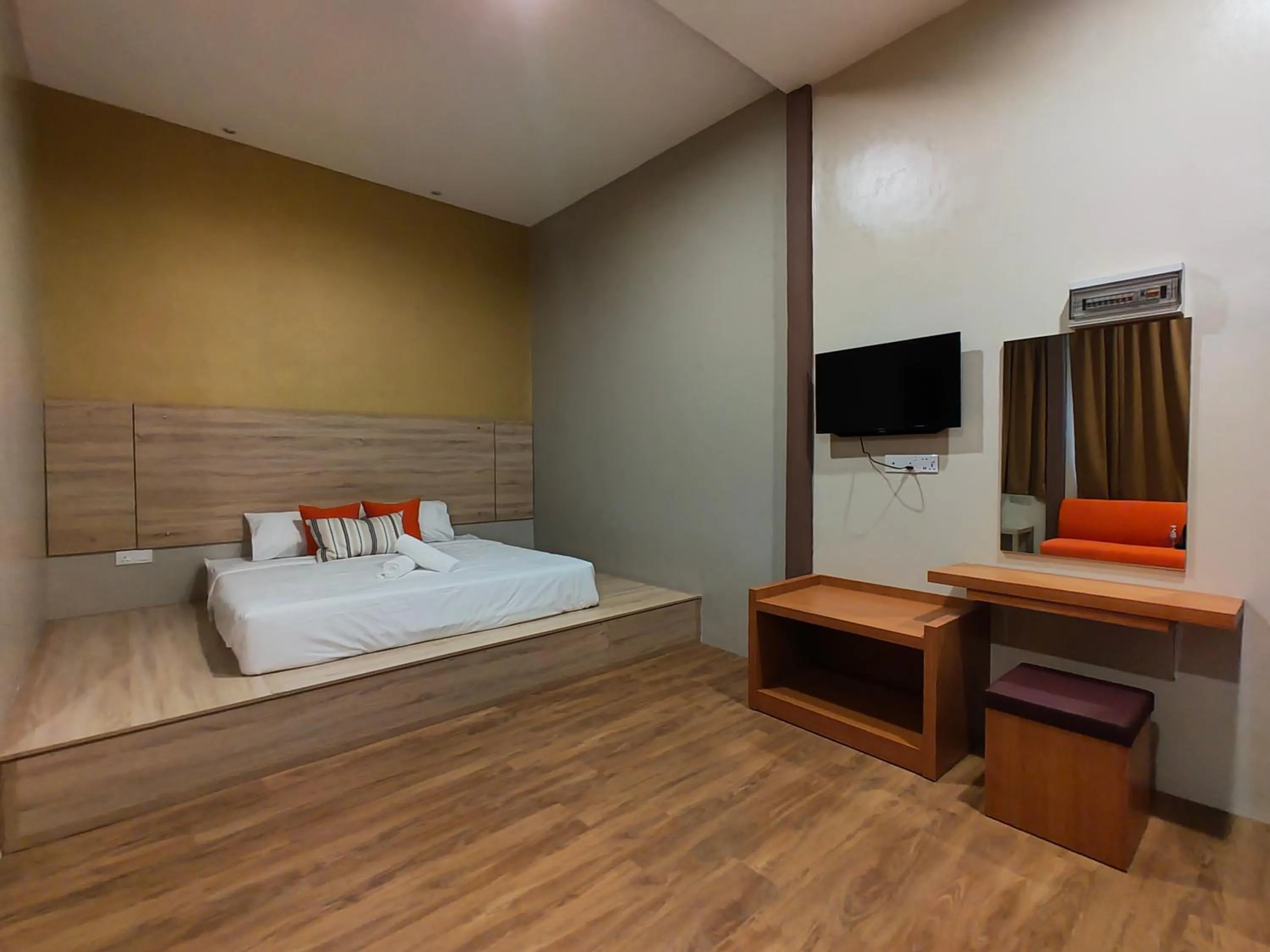 Bed in DURIAN HILL VILLA