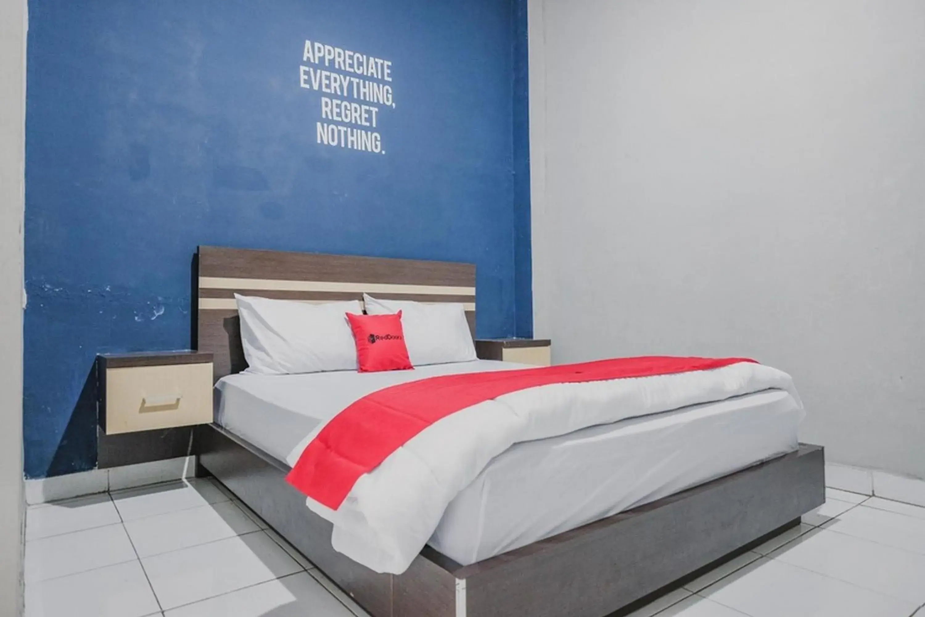 Double Room in RedDoorz @ Jalan Hayam Wuruk Lampung 2 Double Room in RedDoorz @ Jalan Hayam Wuruk Lampung 2