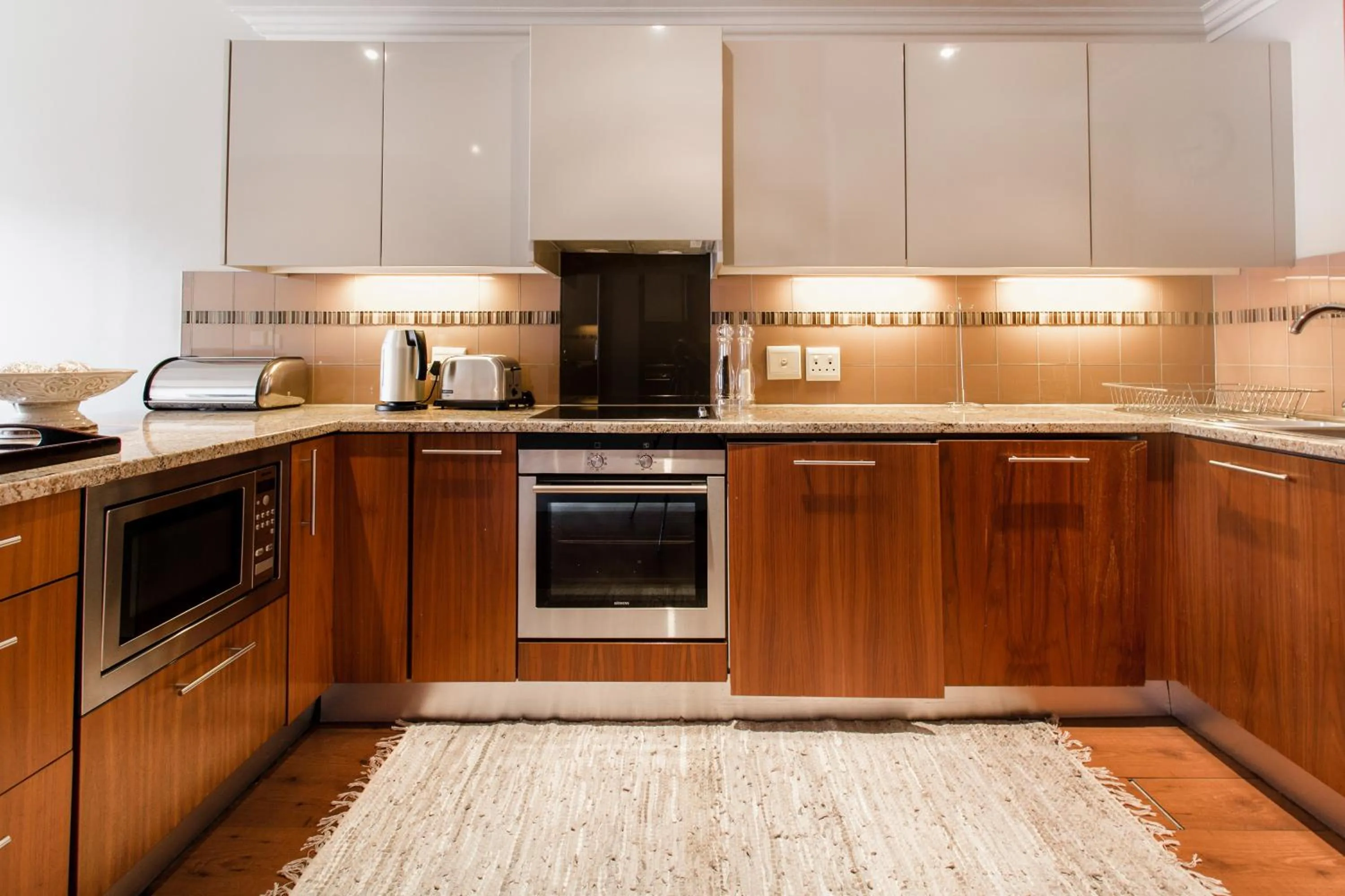 Kitchen or kitchenette in Unit 620 Cape Royale Luxury Apartments