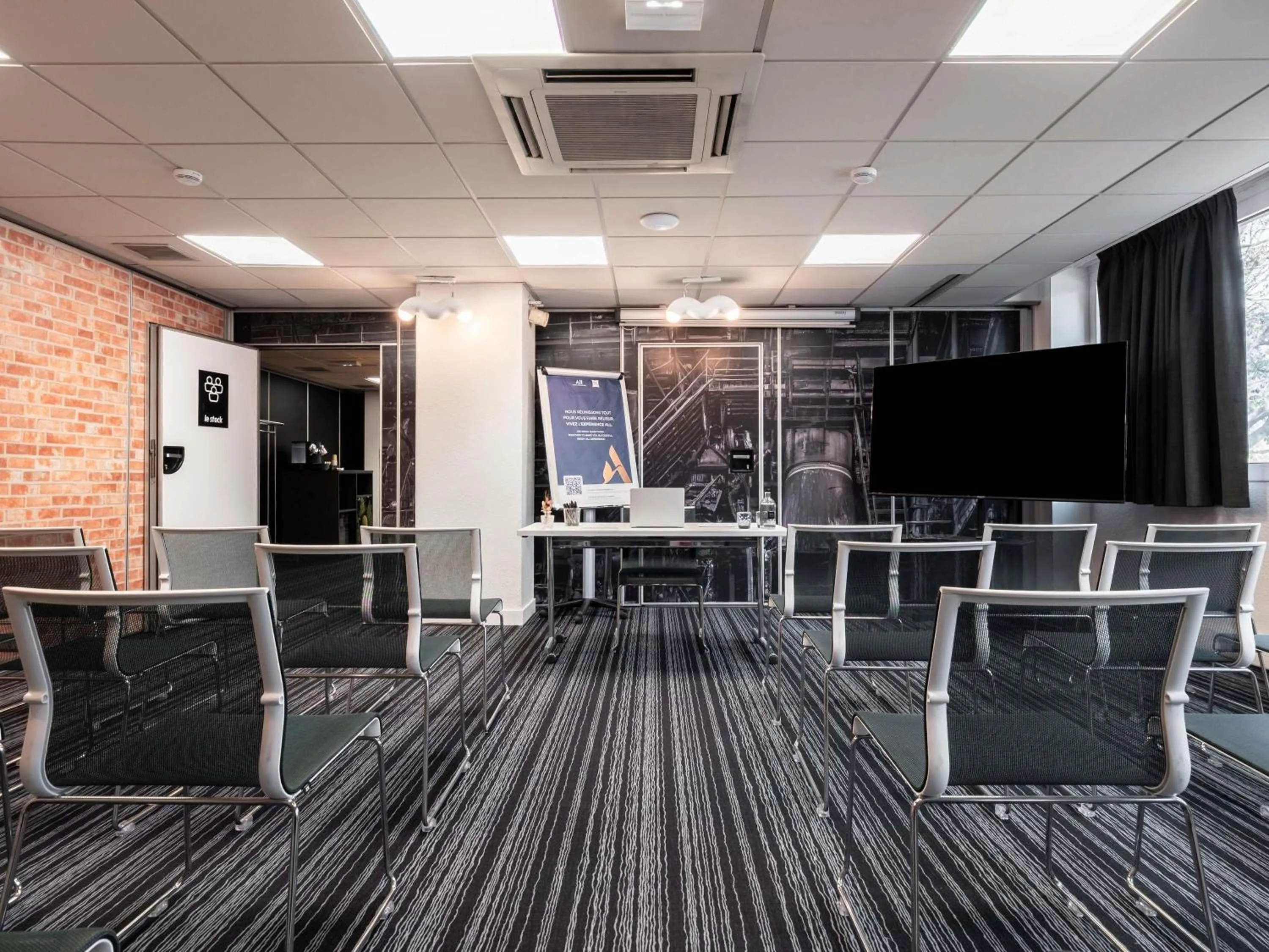 Meeting/conference room in Ibis Styles Lyon Villeurbanne Parc de la Tête d'Or