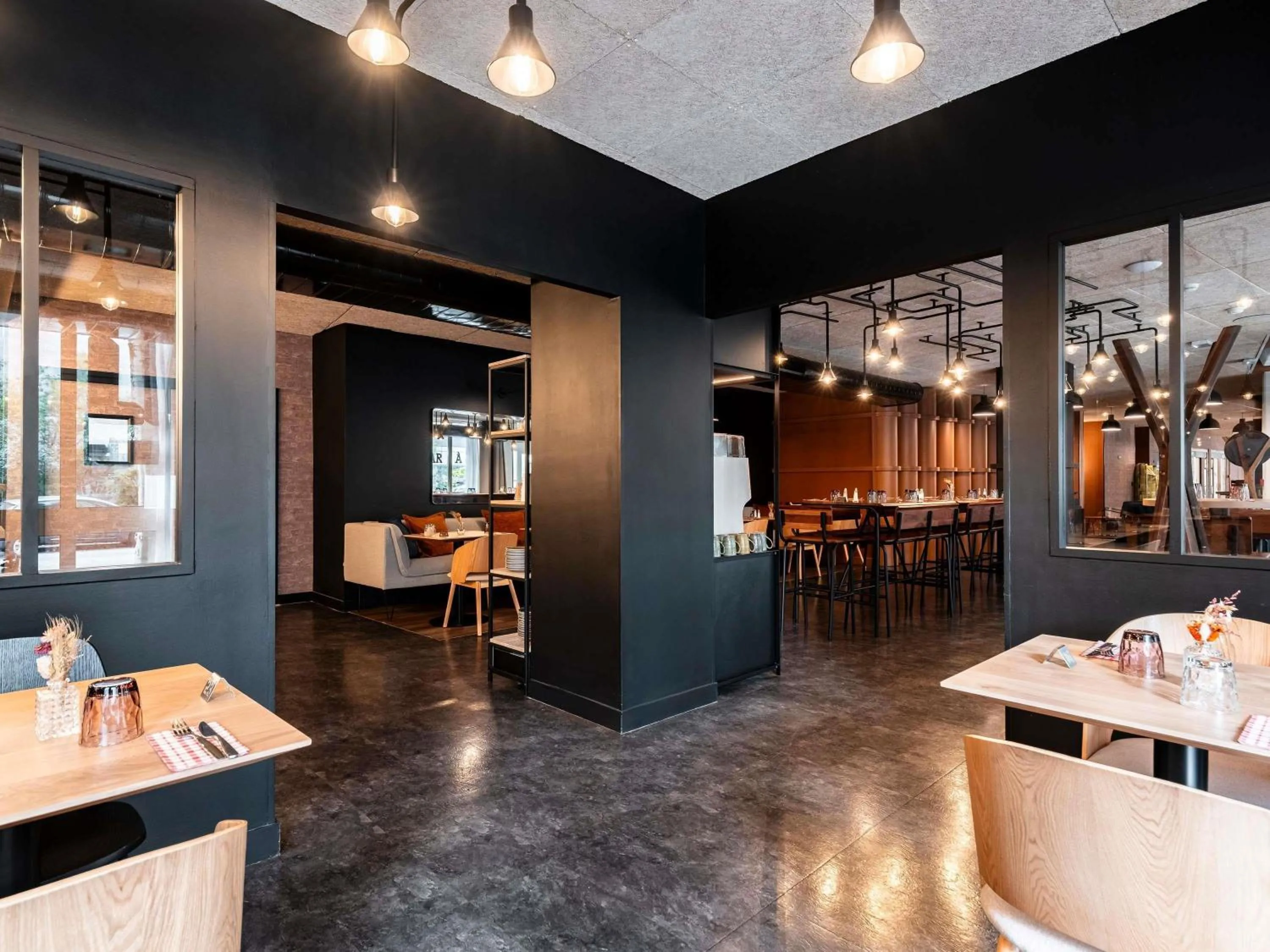 Restaurant/places to eat in Ibis Styles Lyon Villeurbanne Parc de la Tête d'Or