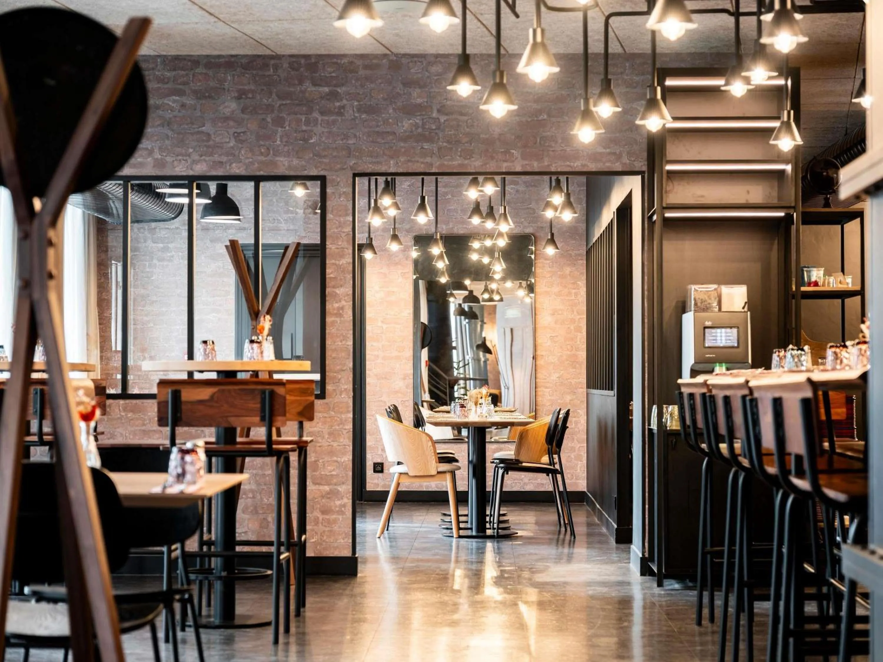 Restaurant/places to eat in Ibis Styles Lyon Villeurbanne Parc de la Tête d'Or