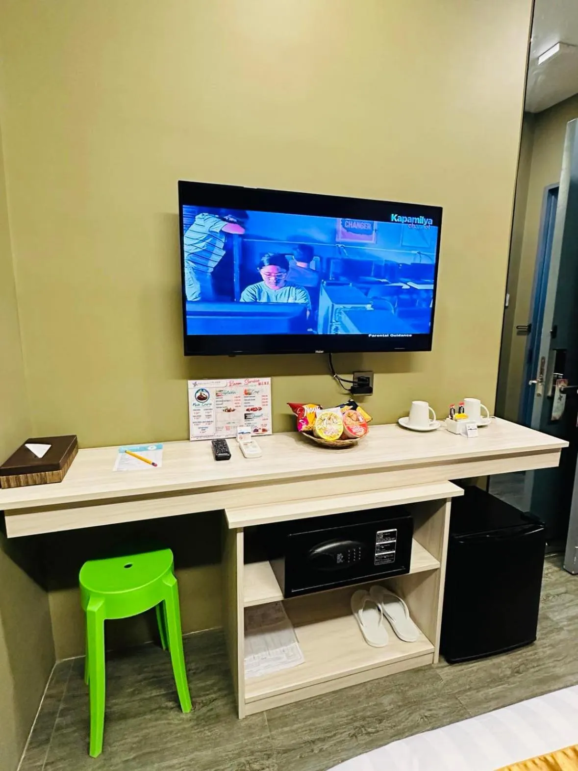Dining area in Felicity Island Hotel