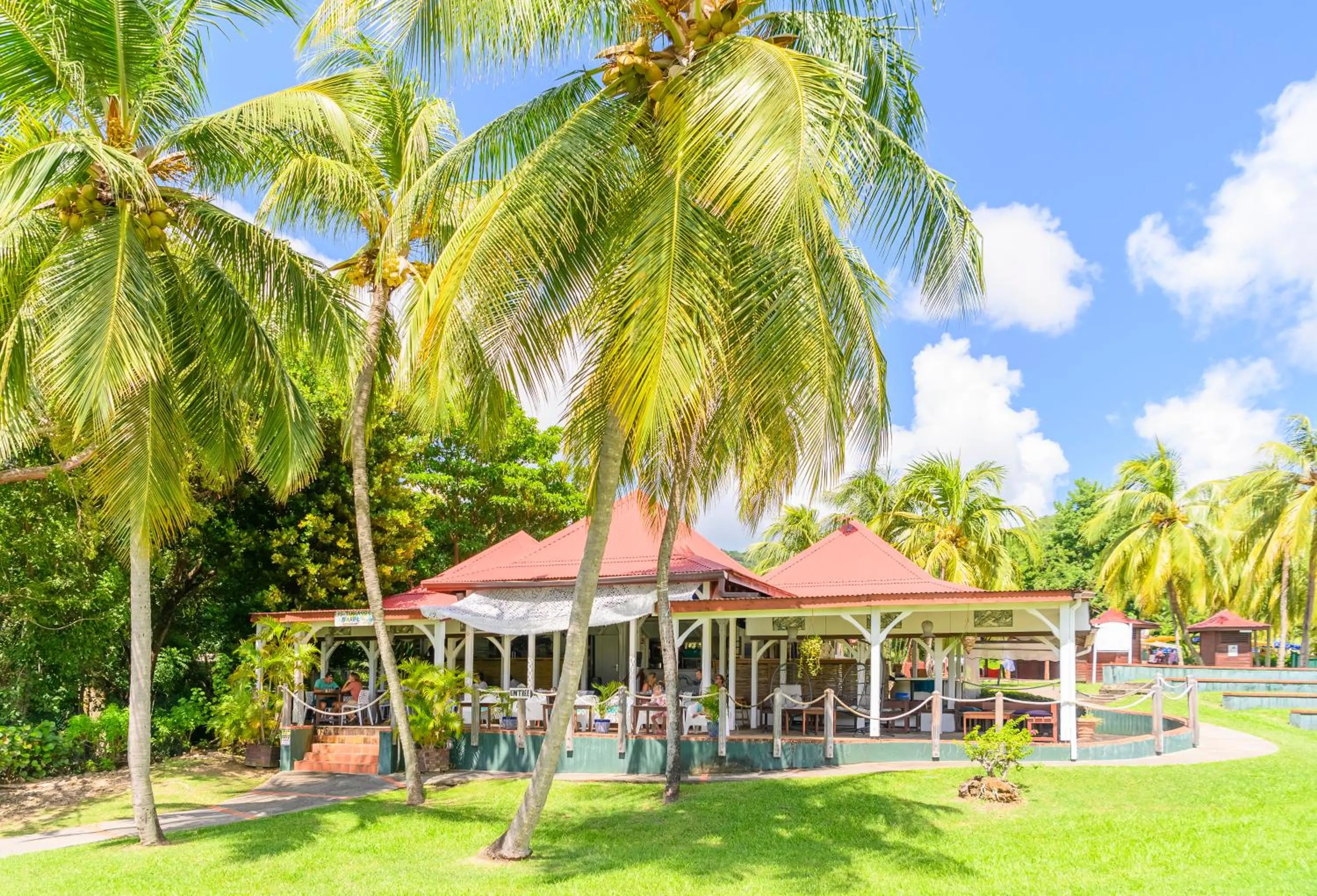 Spring in Village Pierre & Vacances Sainte Luce