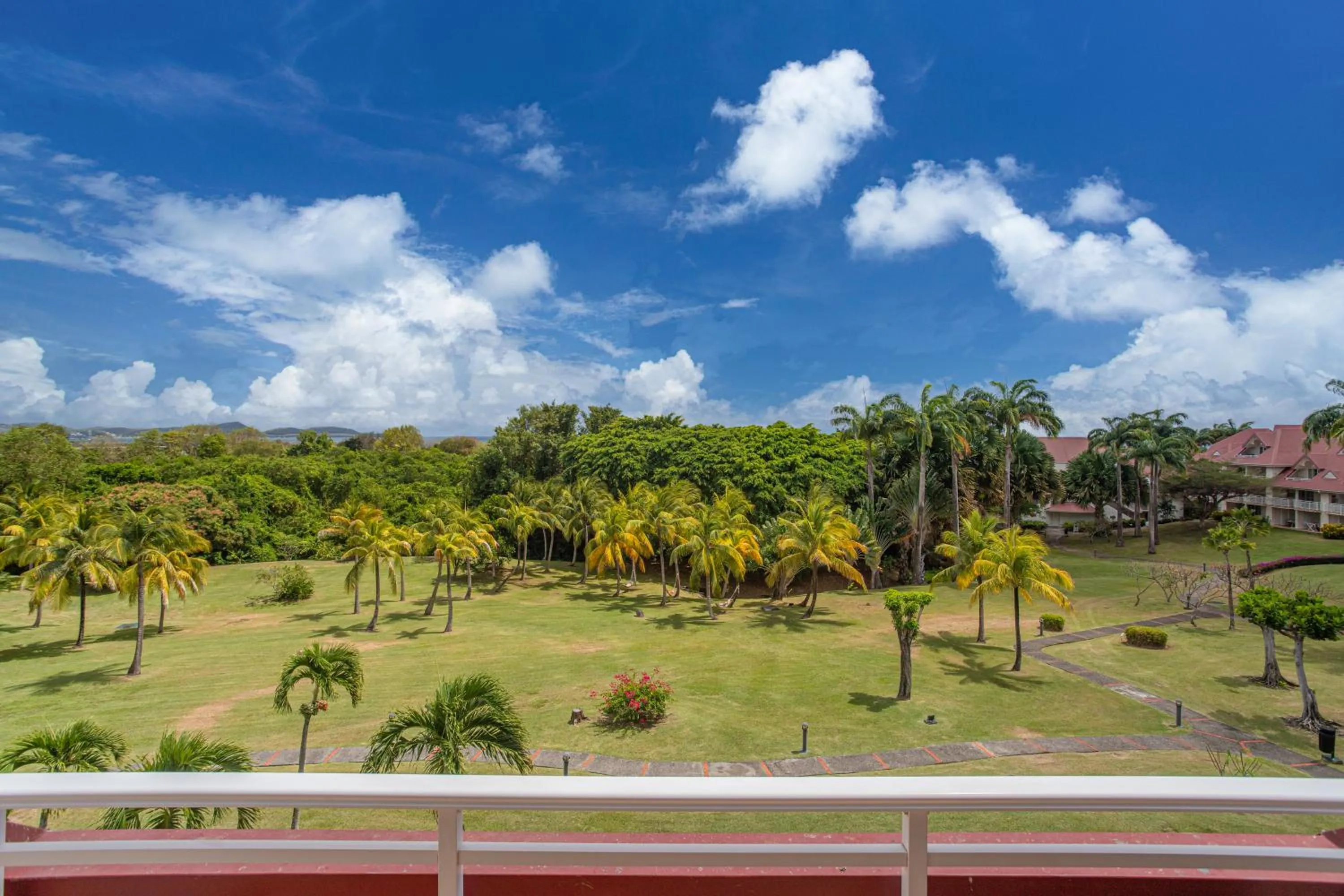 Spring in Village Pierre & Vacances Sainte Luce