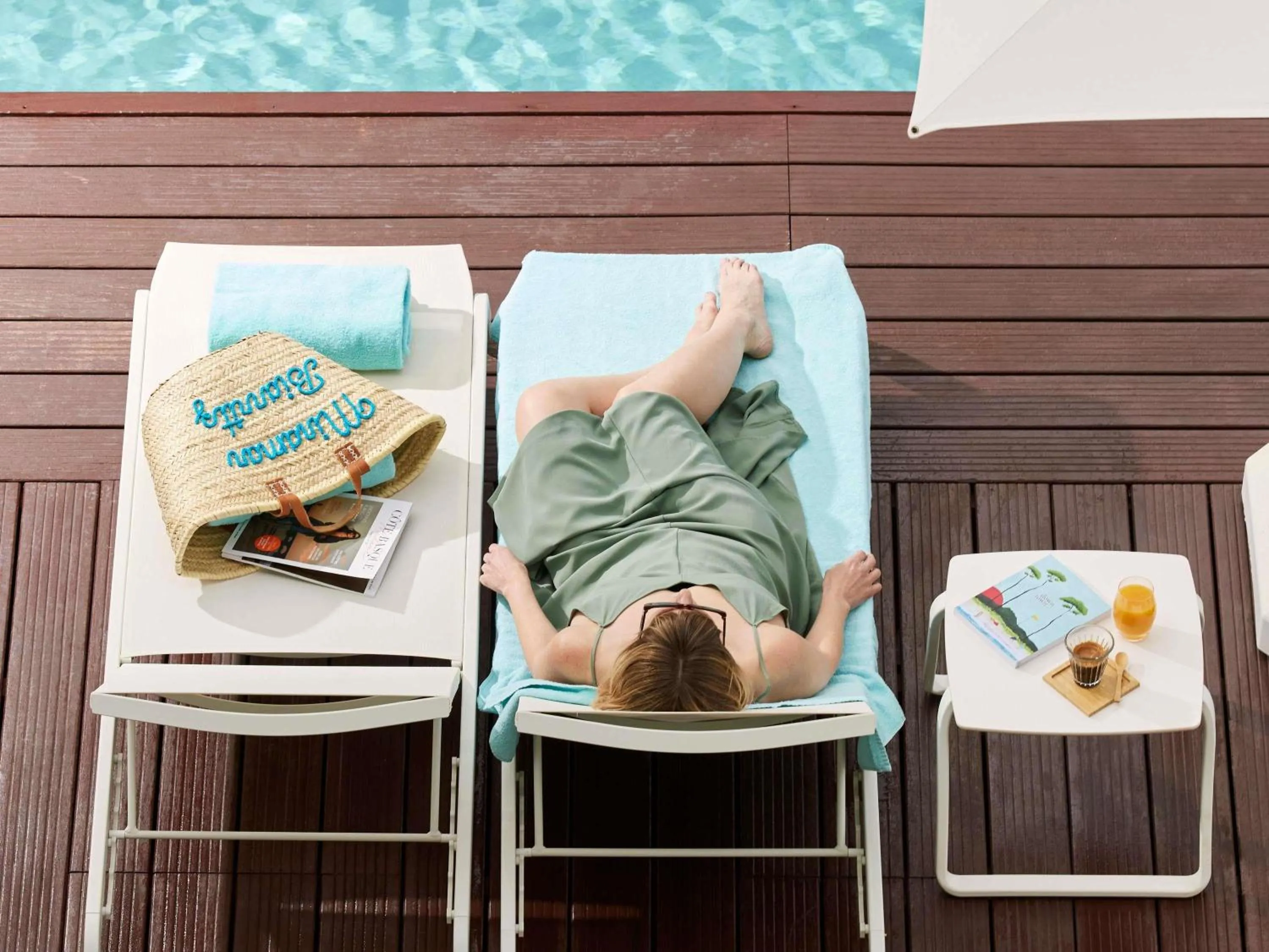 Lounge or bar in Sofitel Biarritz Le Miramar Thalassa