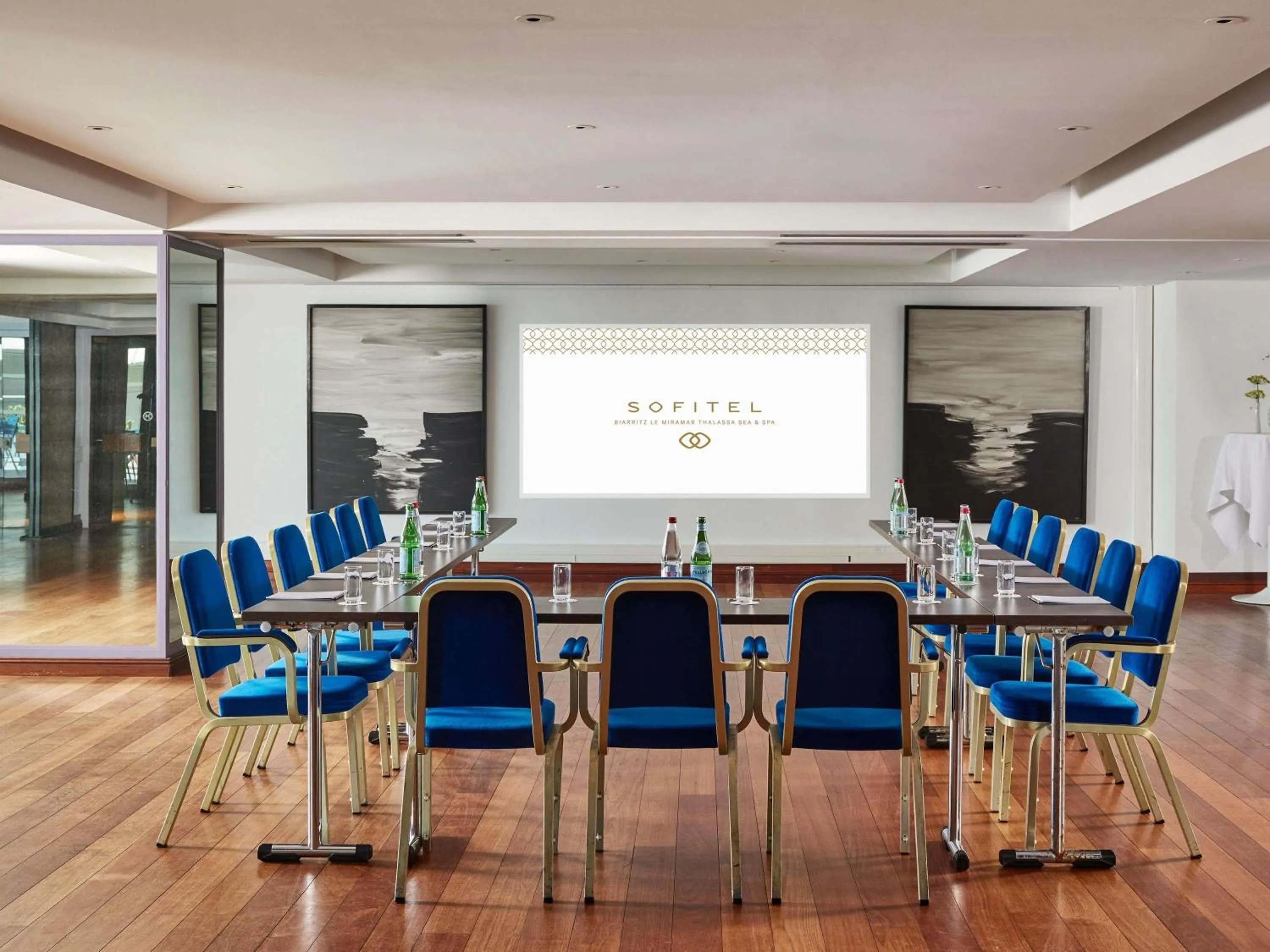 Meeting/conference room in Sofitel Biarritz Le Miramar Thalassa