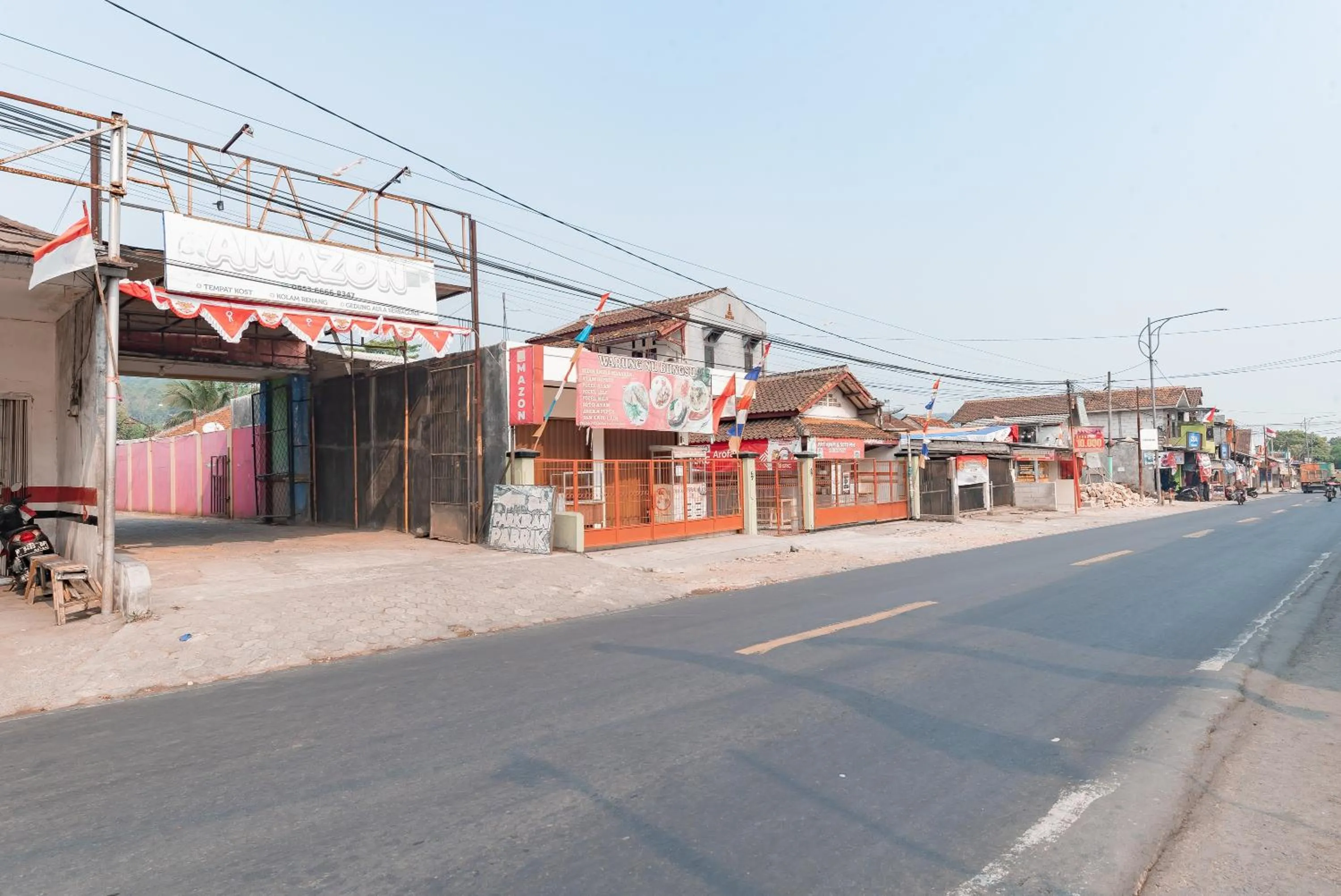 Property building in RedDoorz Syariah At Cibadak Sukabumi