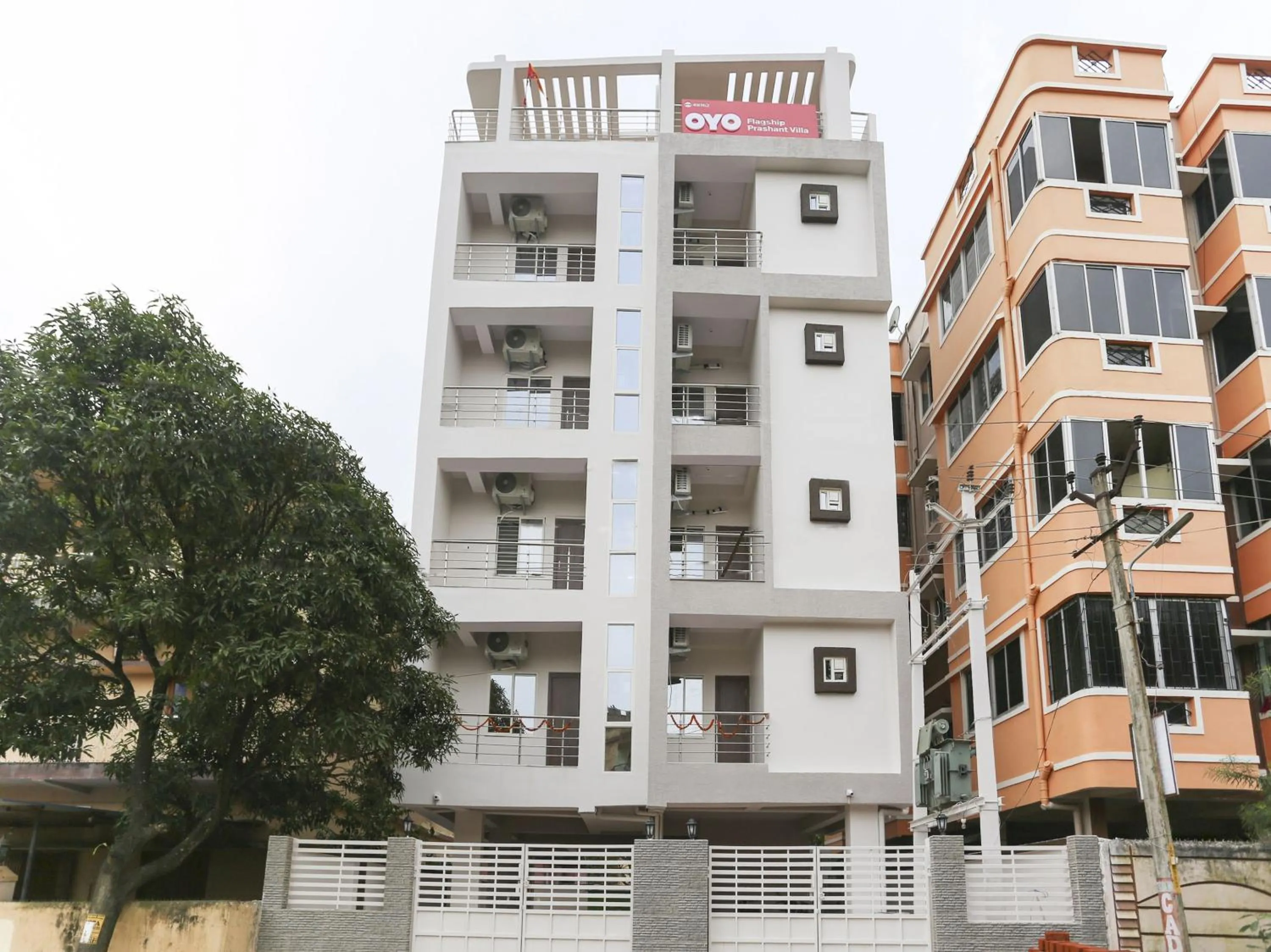 Facade/entrance in Super Hotel O Prashant Villa