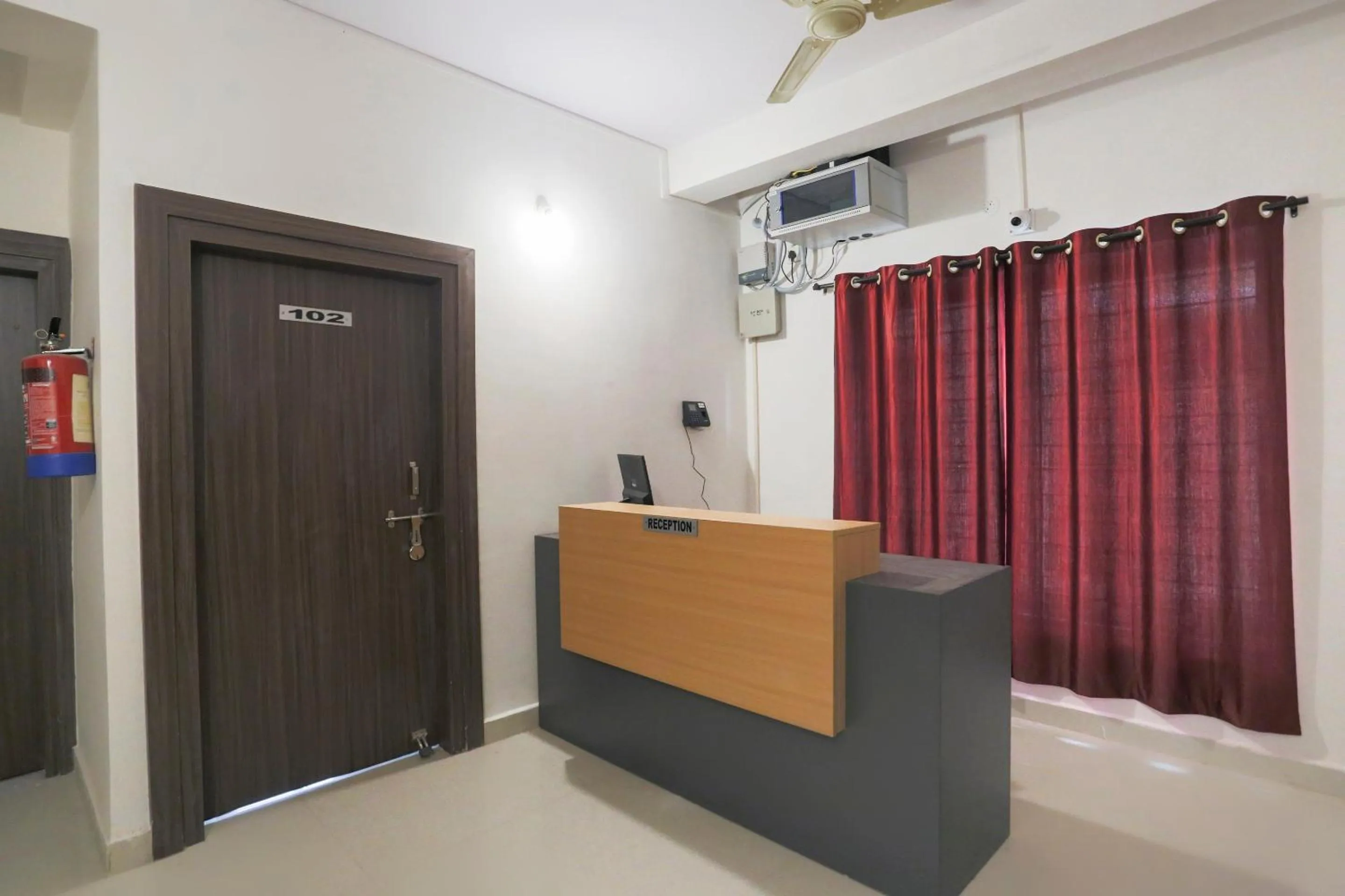 Lobby or reception in Super Hotel O Prashant Villa