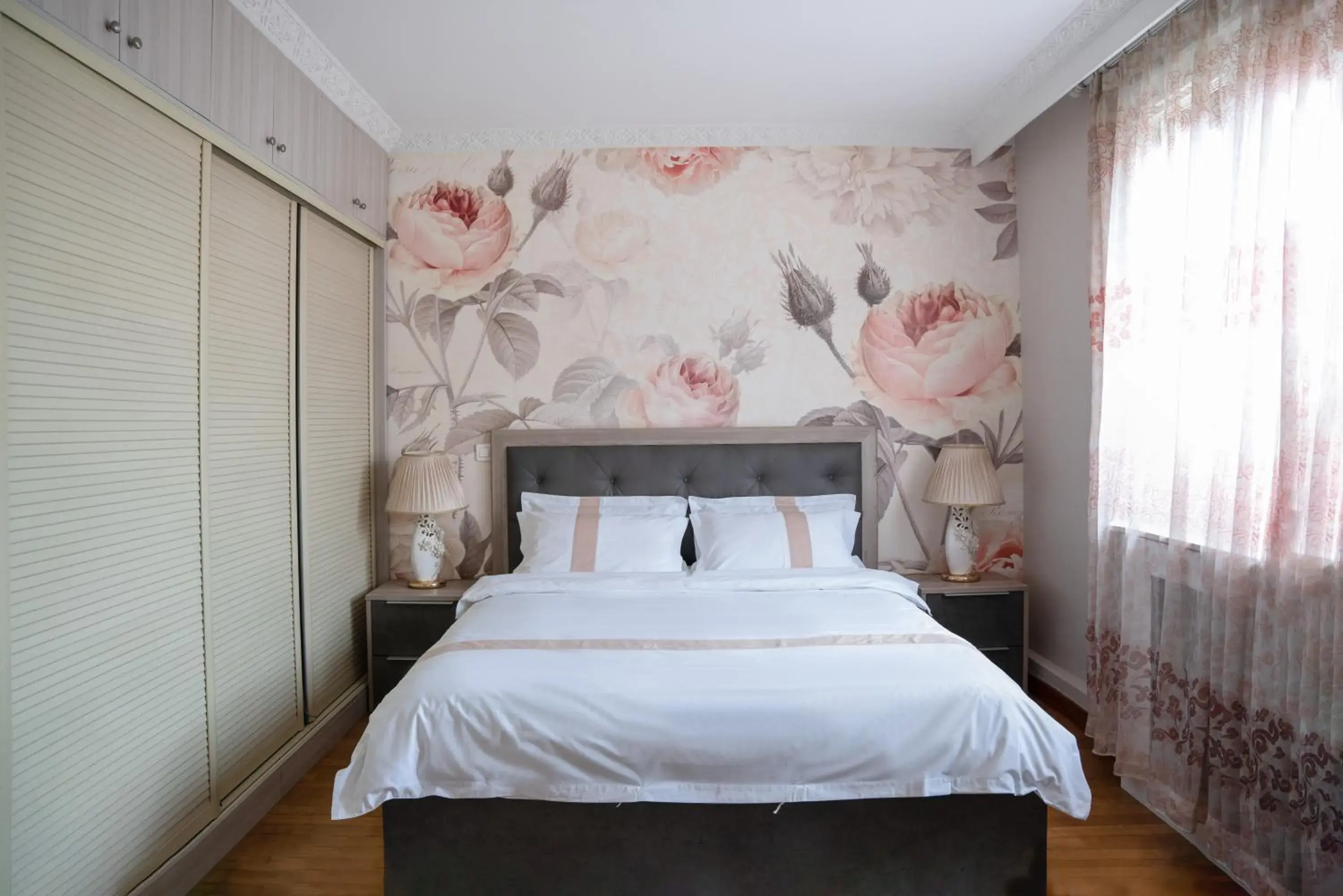 Deluxe King Suite in La Maison Charentonneau Deluxe King Suite in La Maison Charentonneau