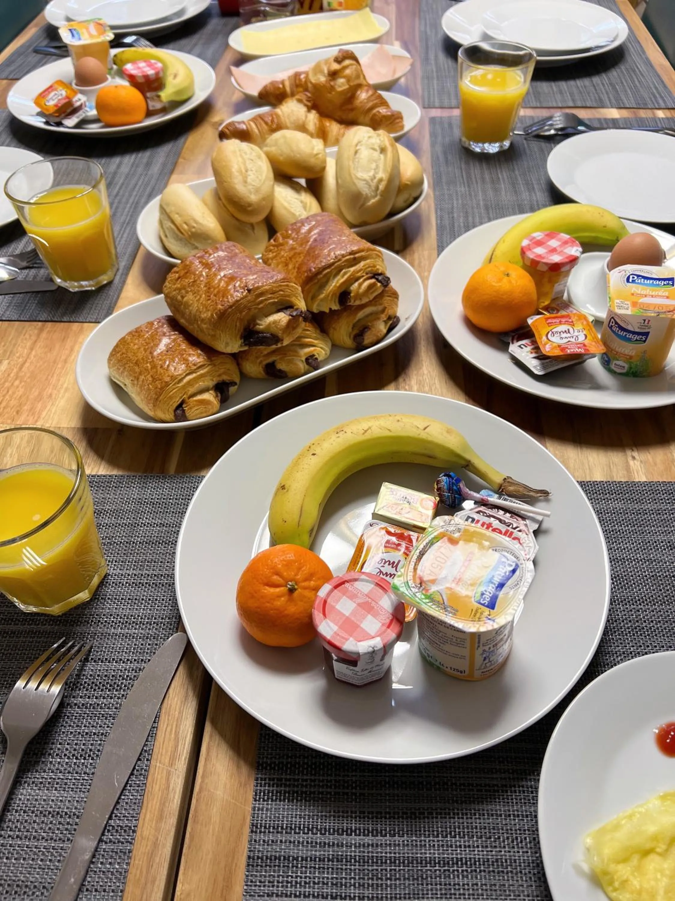 Breakfast in La Maison Charentonneau