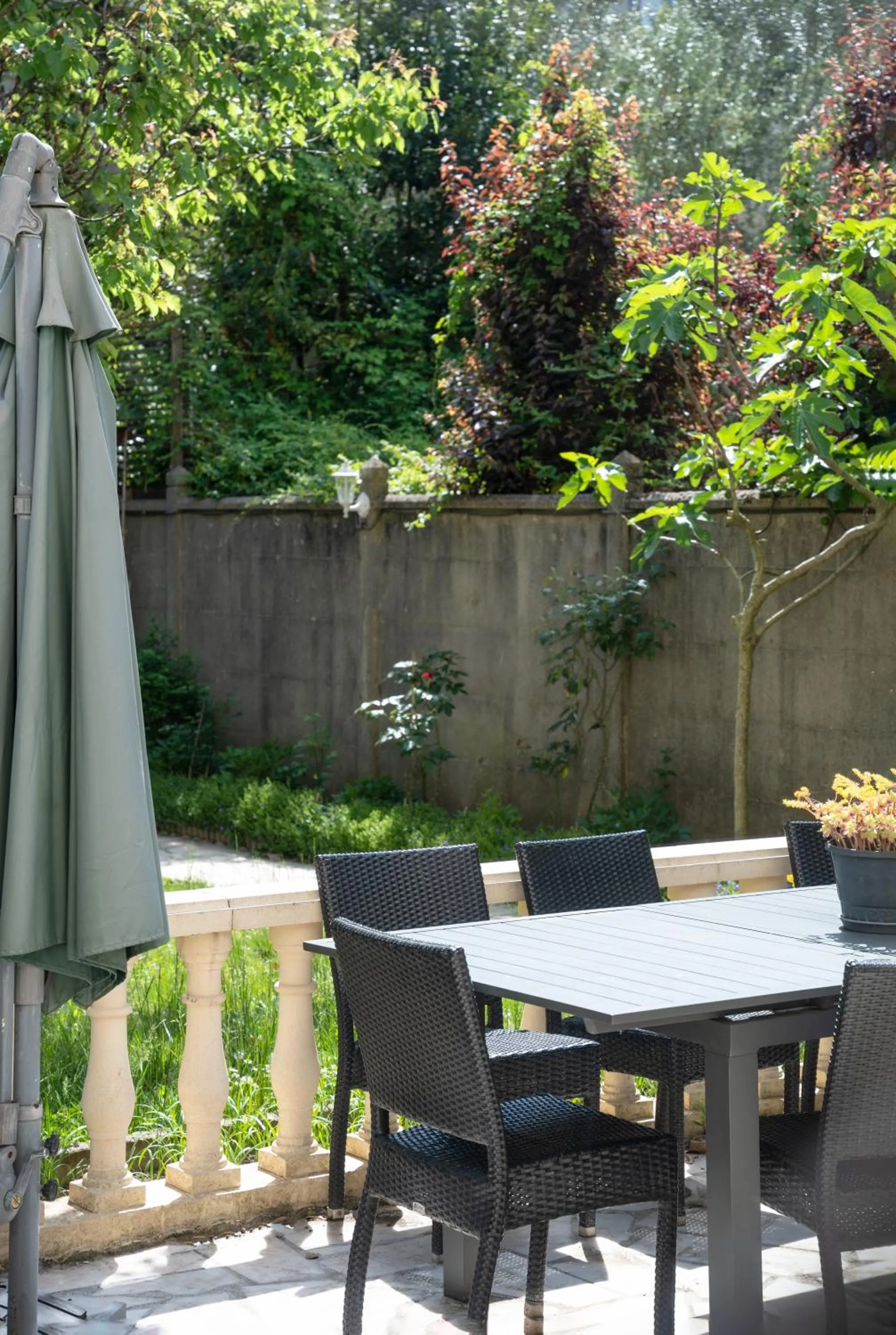 Garden in La Maison Charentonneau