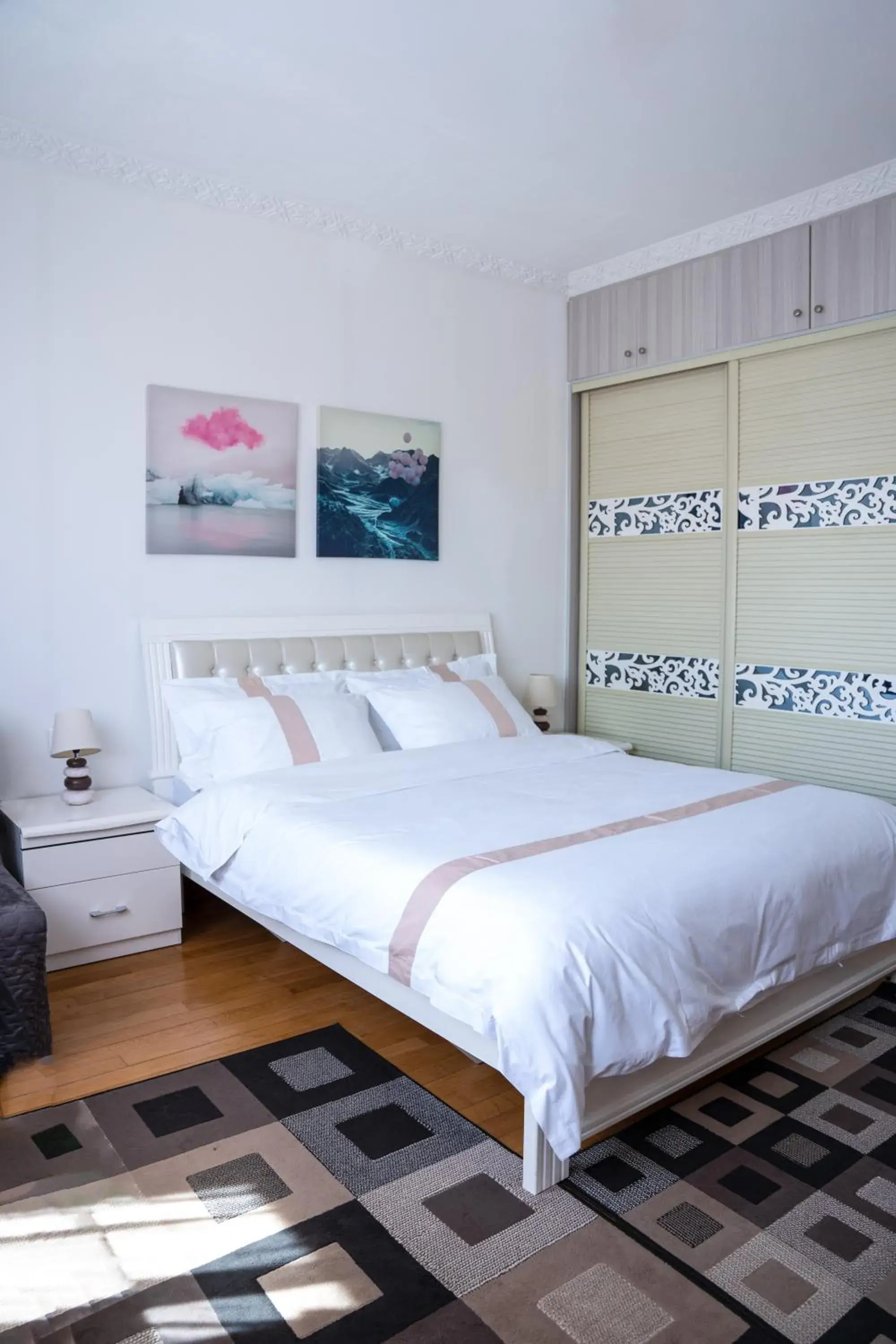 Superior Double Room in La Maison Charentonneau Superior Double Room in La Maison Charentonneau