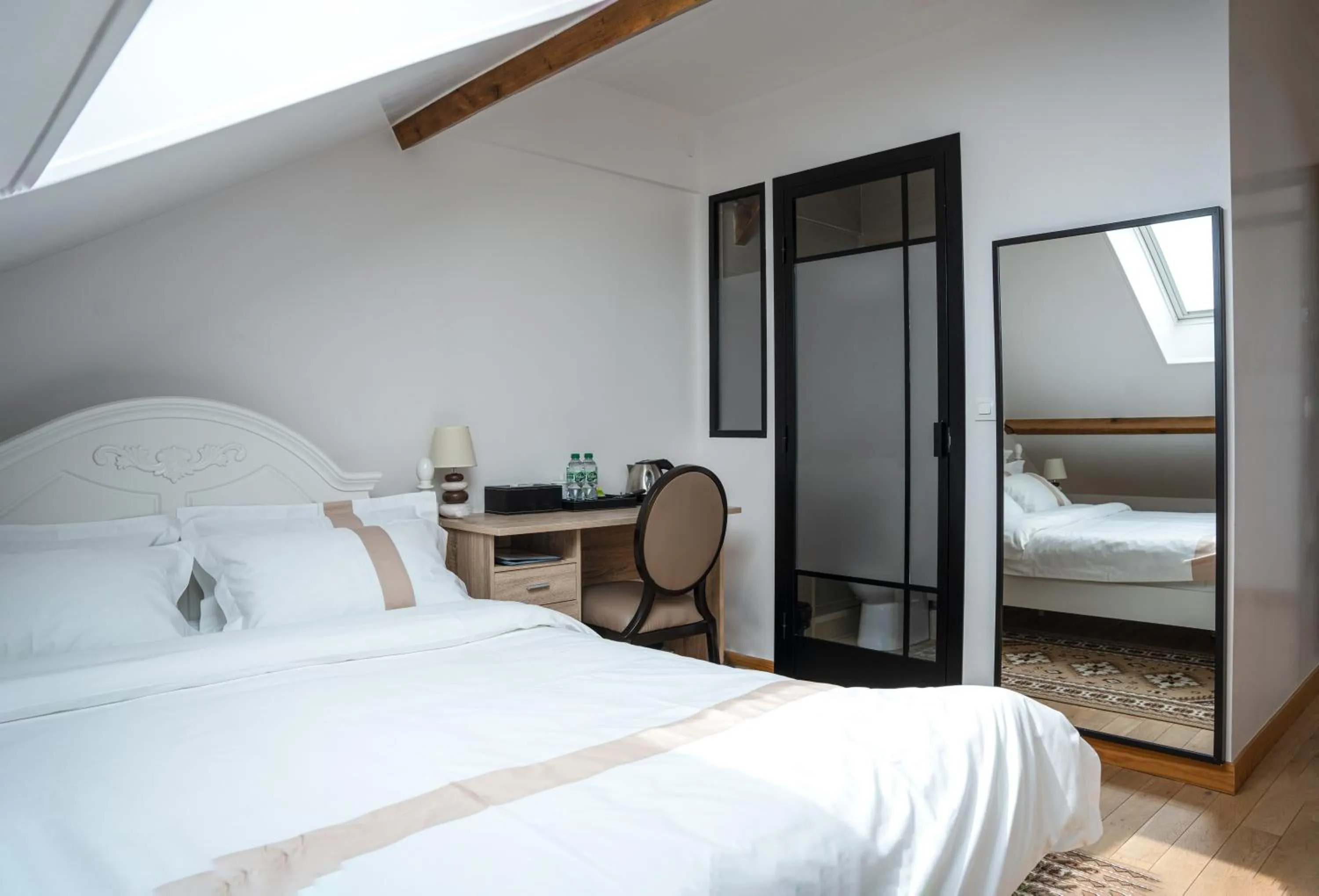 Bed in La Maison Charentonneau