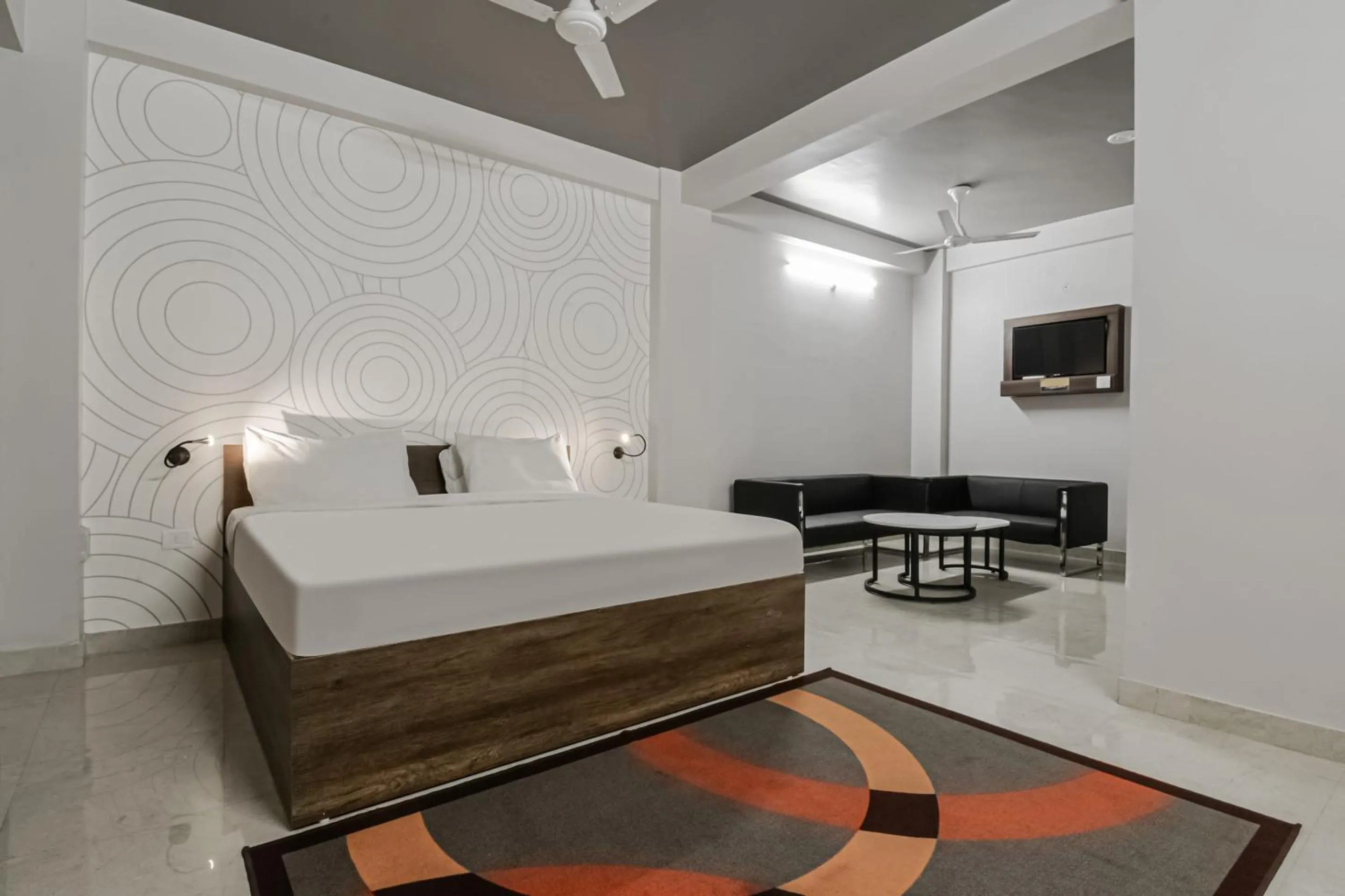 Bedroom, Bed in Super Townhouse Vidya Vihar