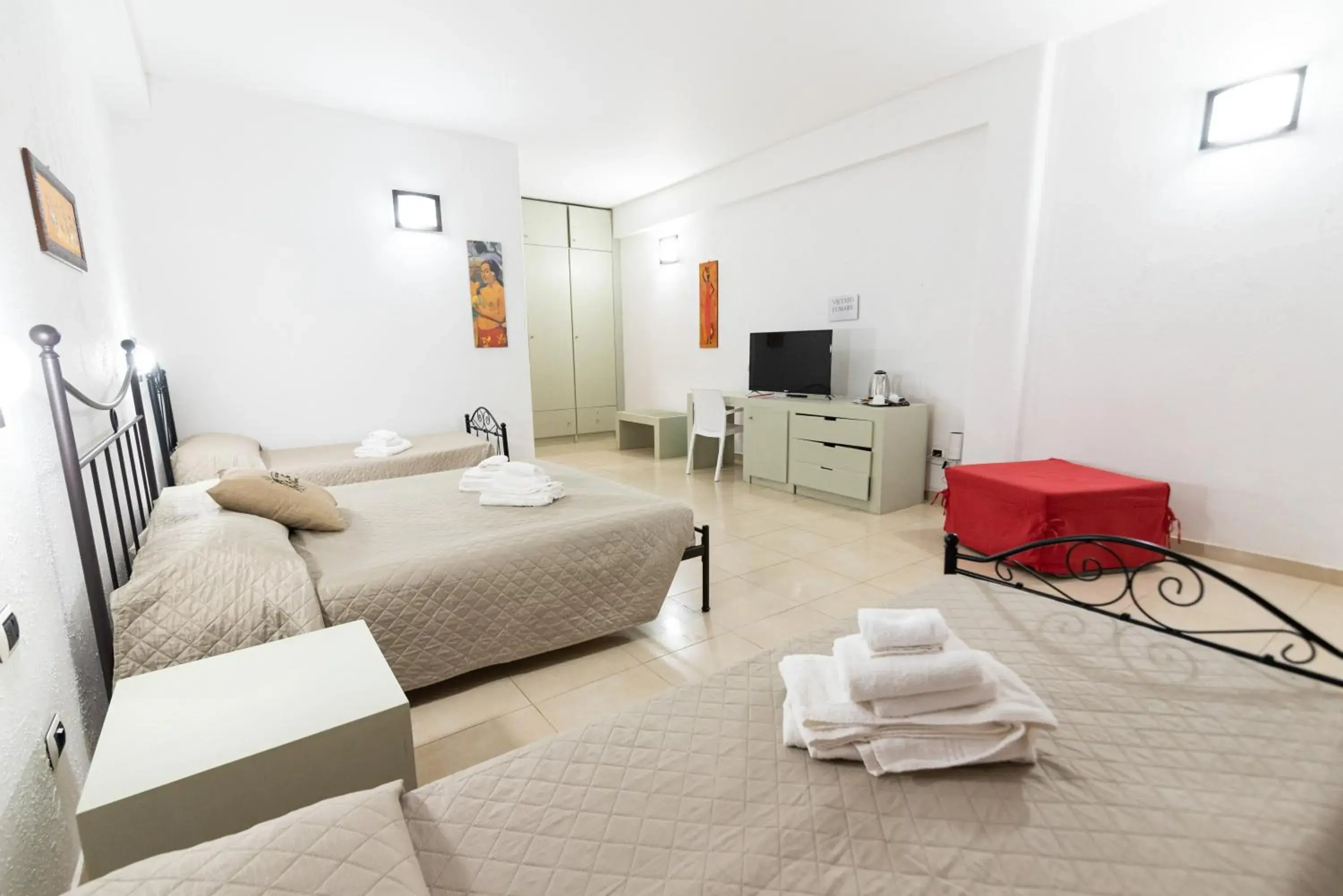 Superior Triple Room in B&B Tenuta Barone Superior Triple Room in B&B Tenuta Barone