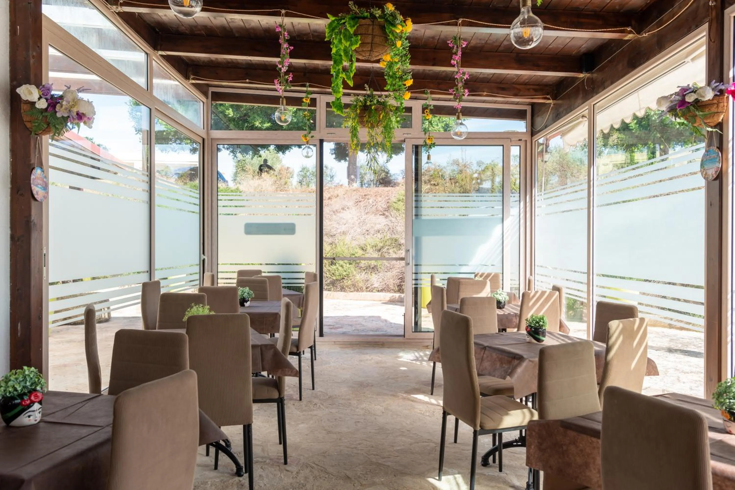 Restaurant/places to eat in B&B Tenuta Barone