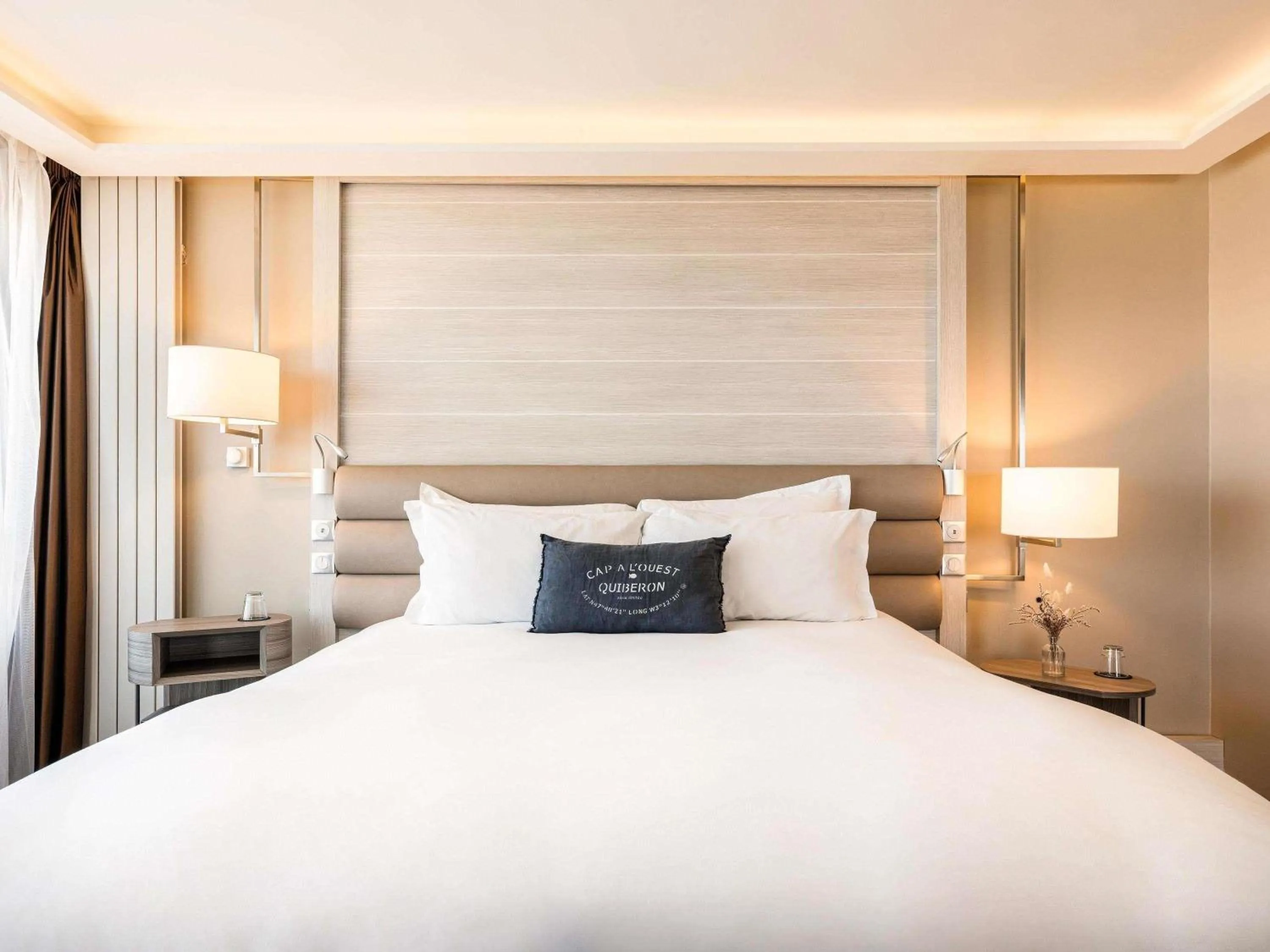 Bedroom, Bed in Sofitel Quiberon Thalassa sea & spa