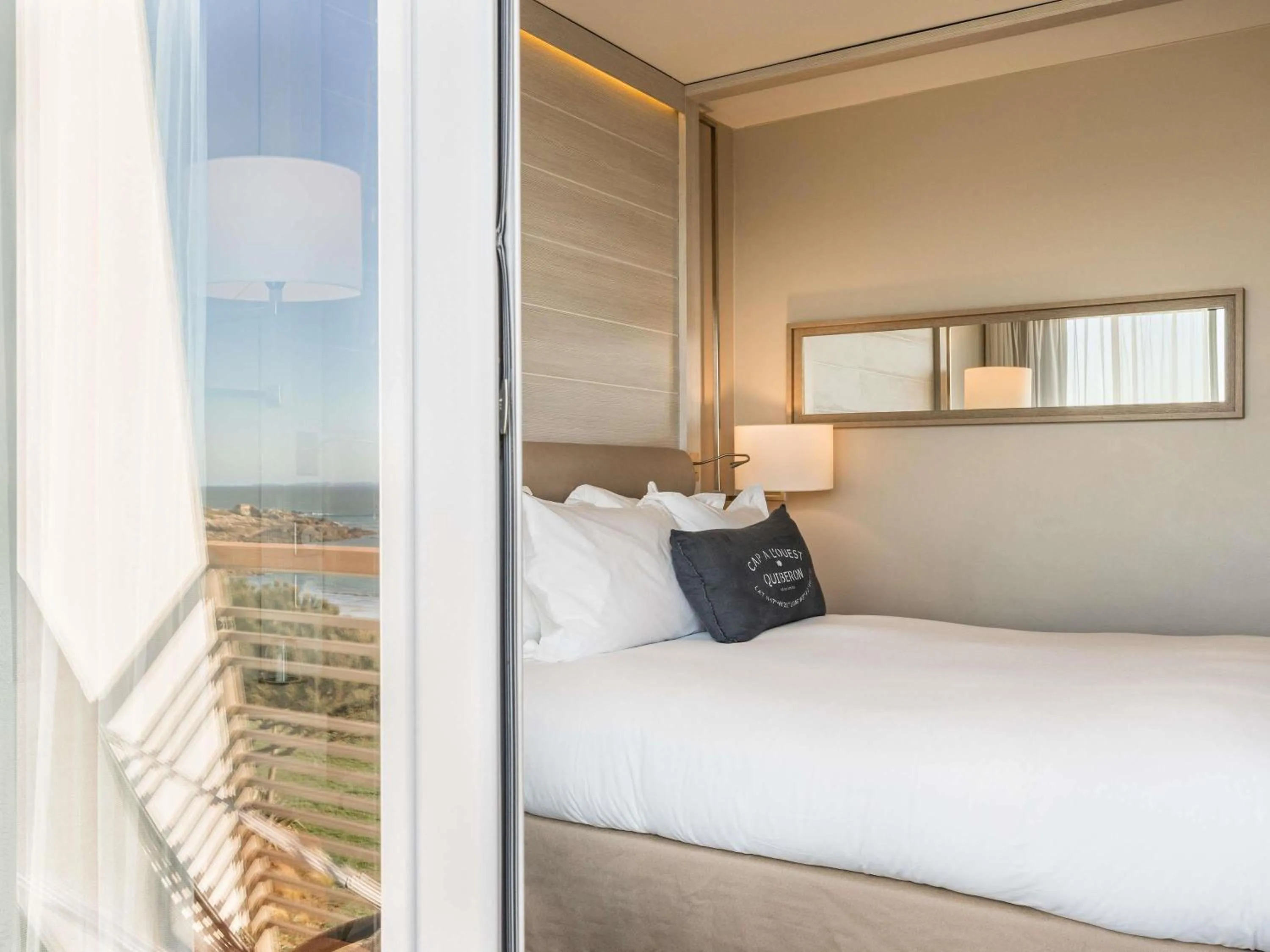 Bedroom, Bed in Sofitel Quiberon Thalassa sea & spa