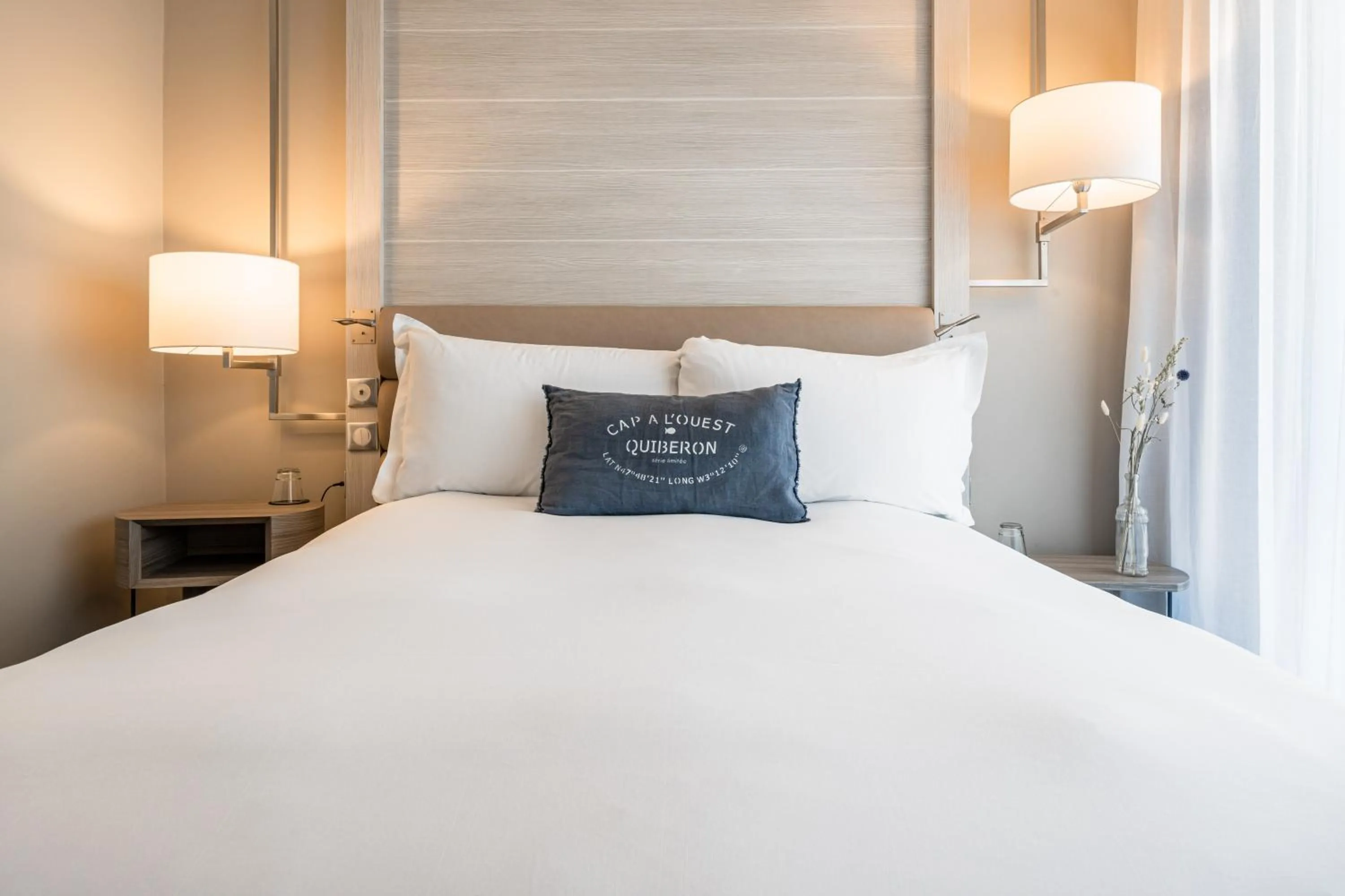 Bed in Sofitel Quiberon Thalassa sea & spa