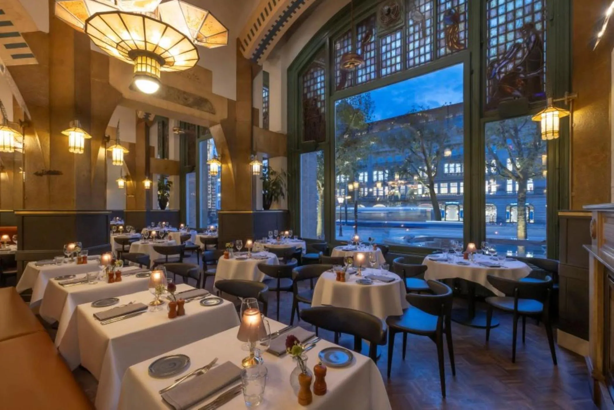 Restaurant/places to eat in Clayton Hotel Amsterdam American