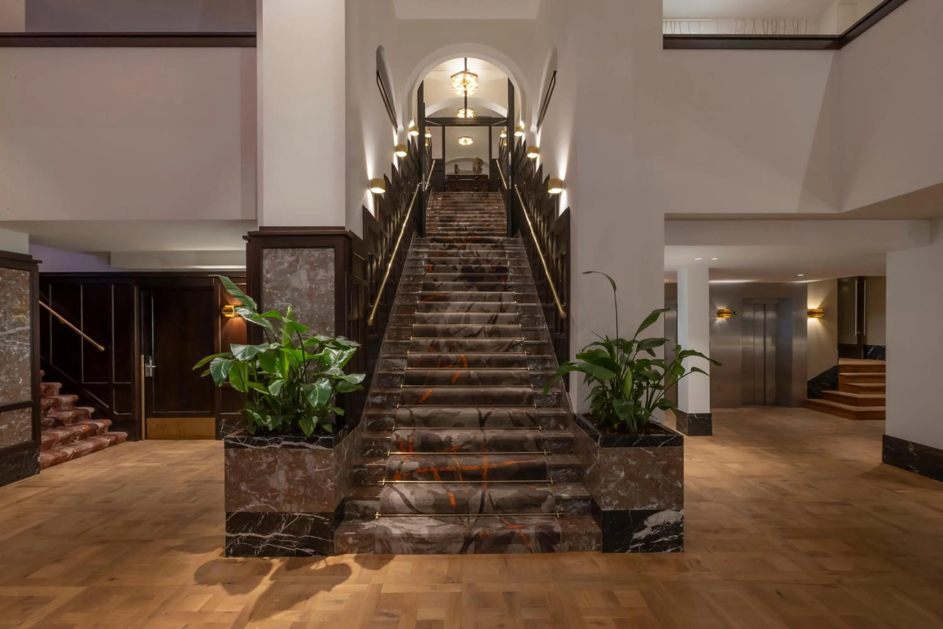 Lobby or reception in Clayton Hotel Amsterdam American