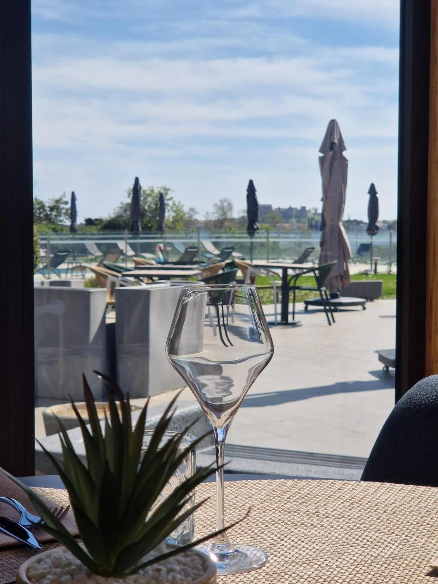 Restaurant/places to eat in Ariane Hôtel Fos sur Mer