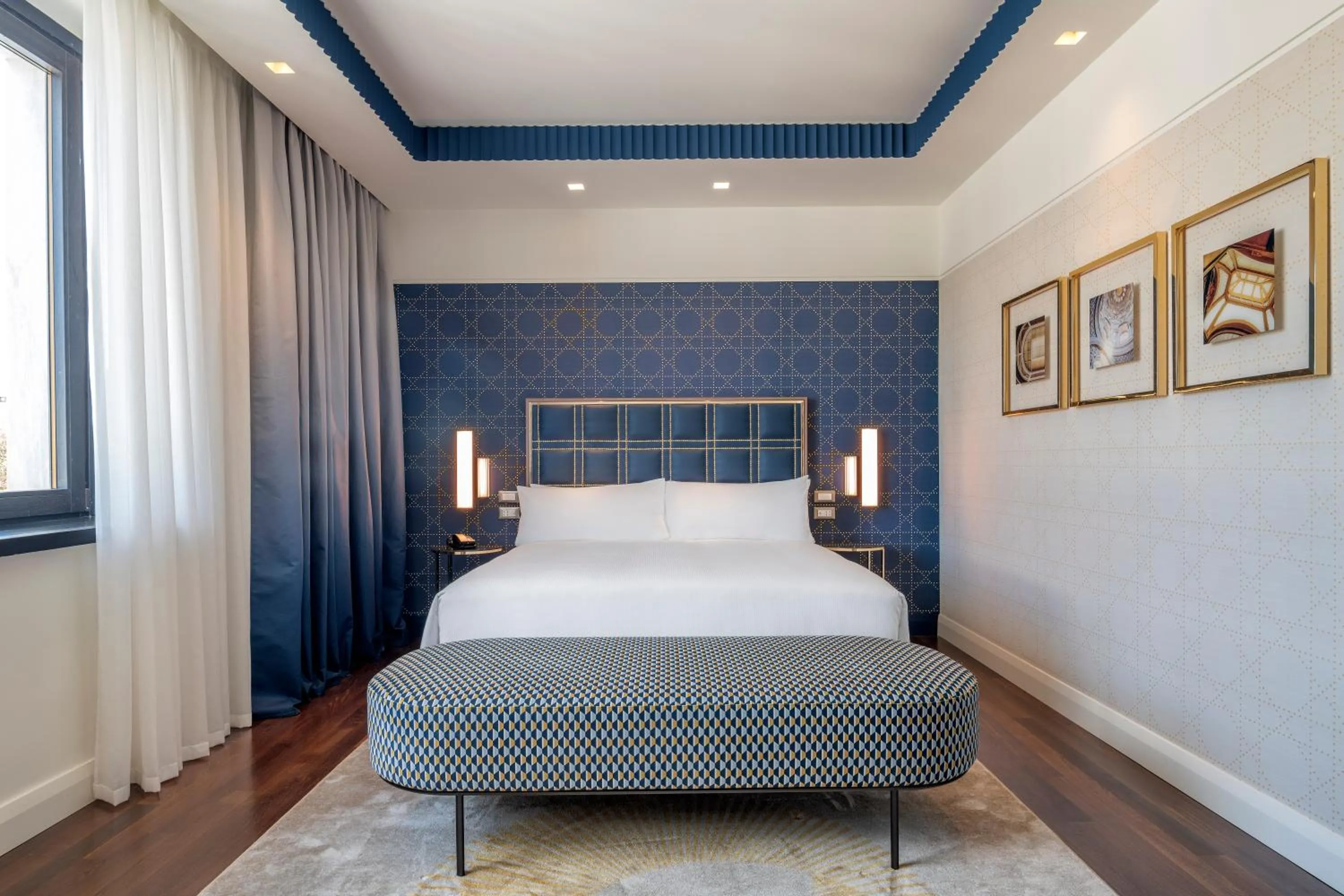 Bed in Hilton Turin Centre