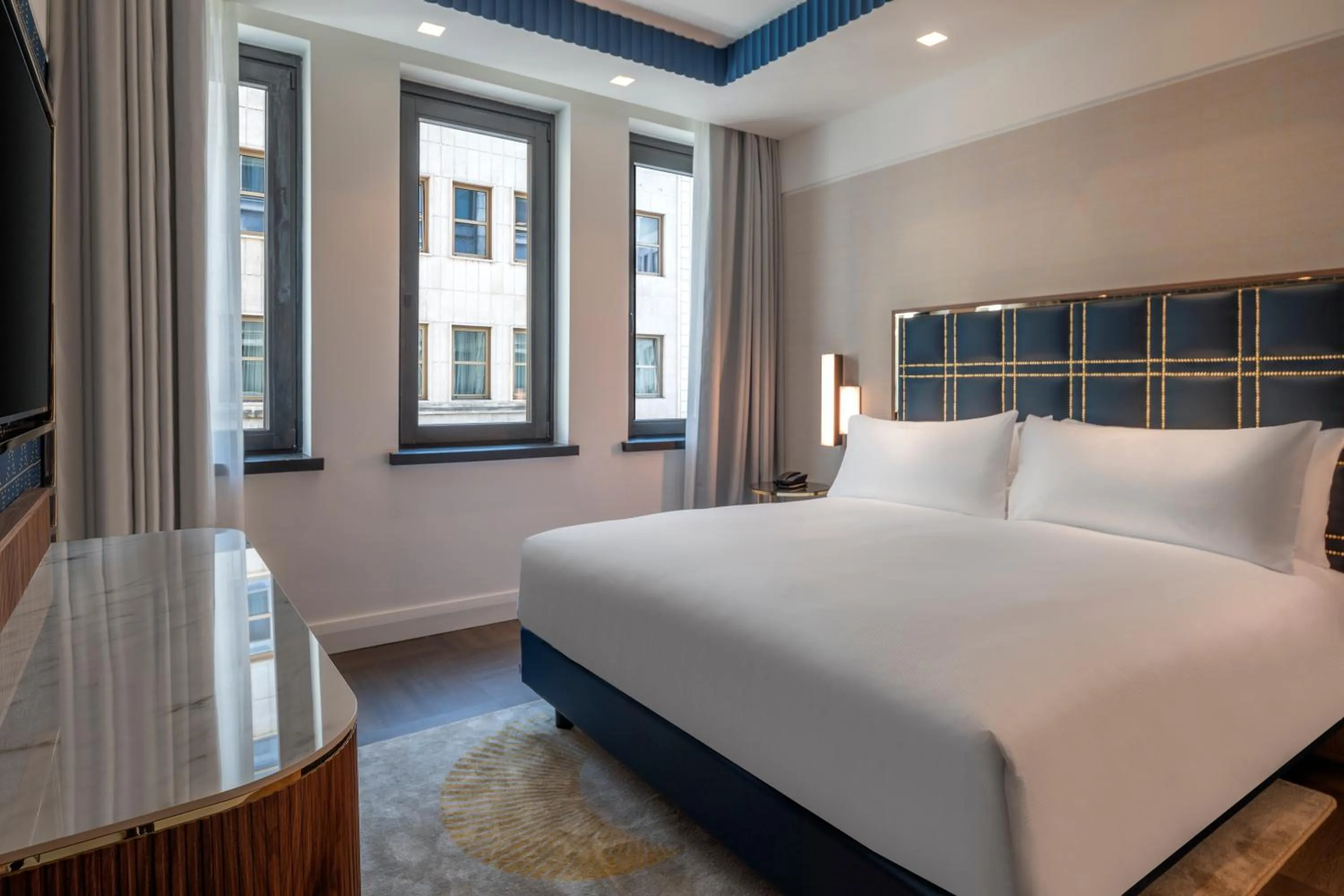 One-Bedroom King Suite in Hilton Turin Centre