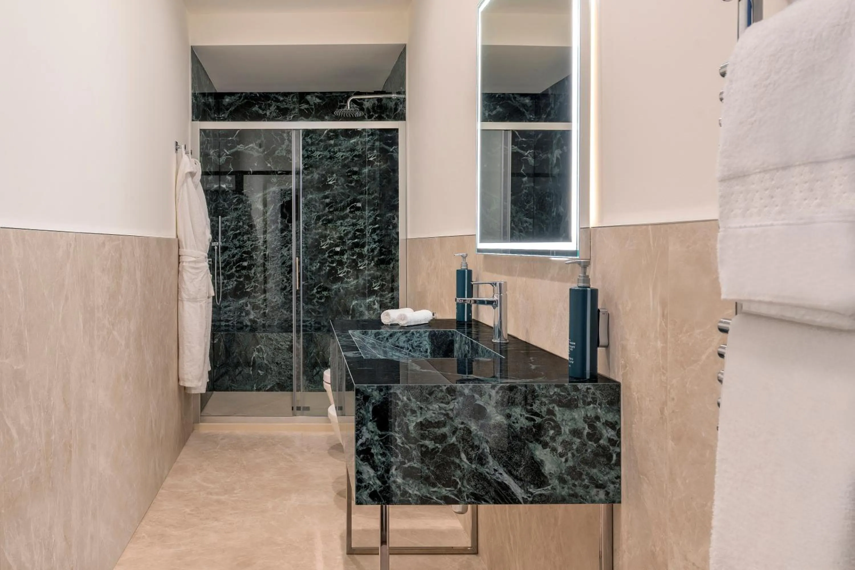 Bathroom in Hilton Turin Centre