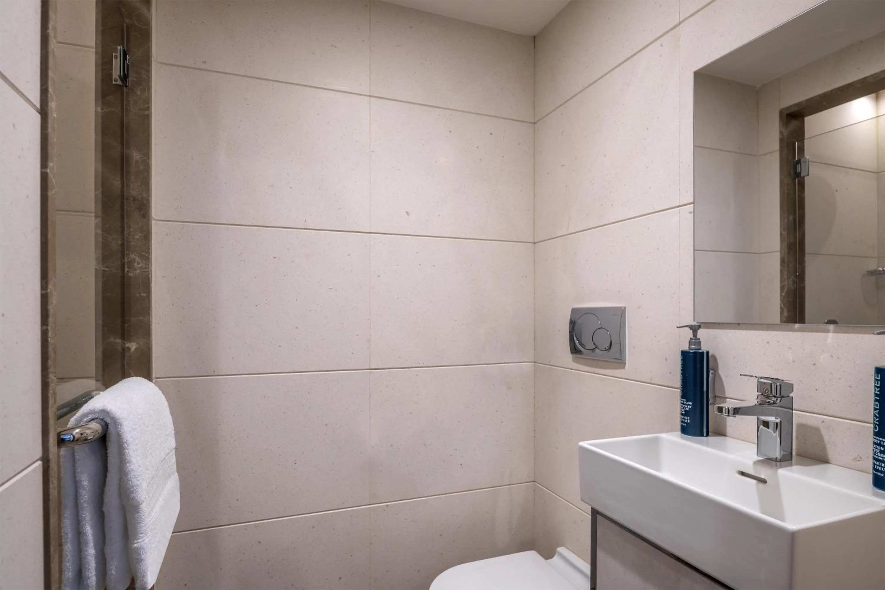 Bathroom in Hilton Turin Centre