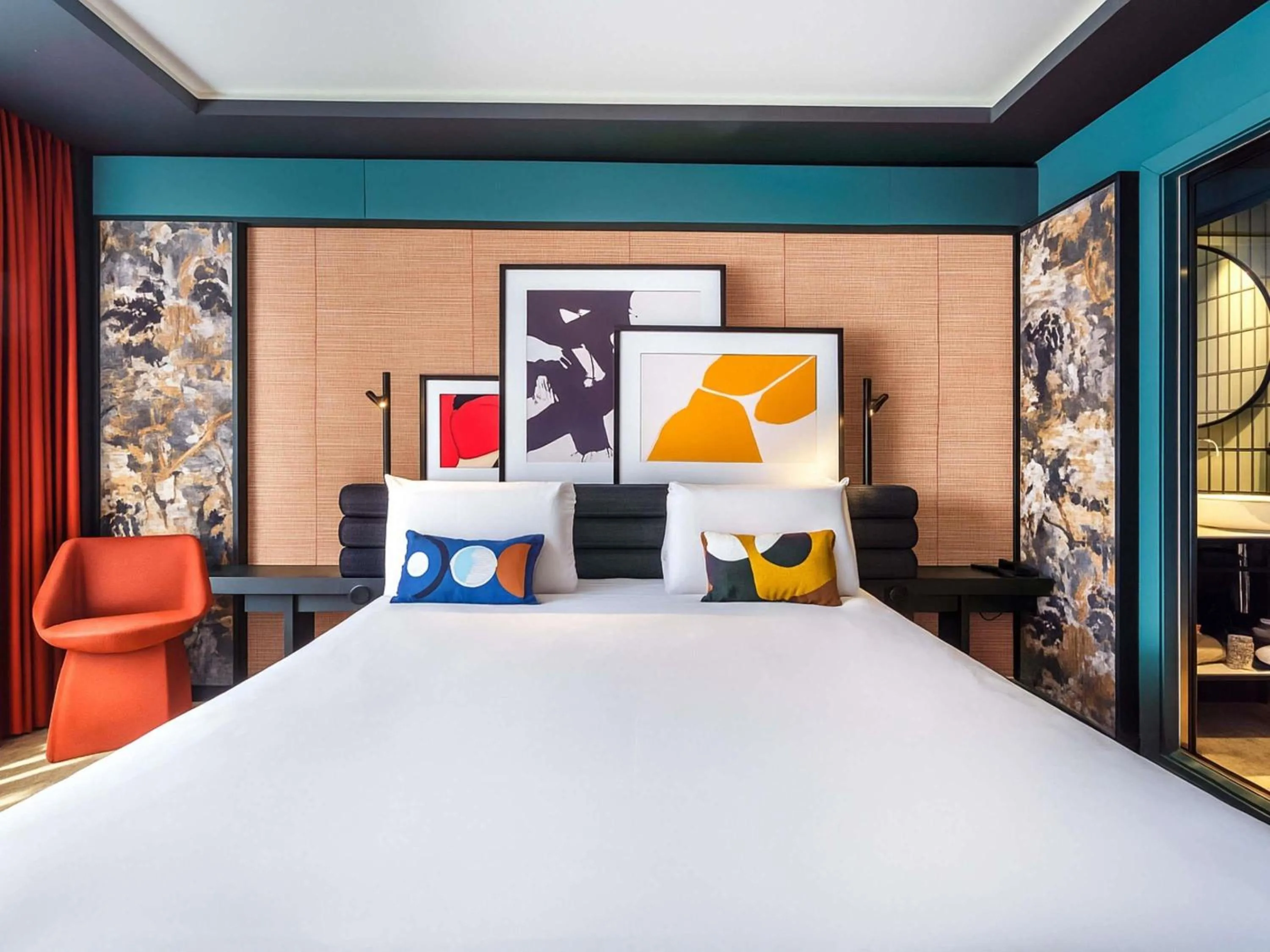 Bedroom, Bed in Mercure Dijon Centre Clemenceau