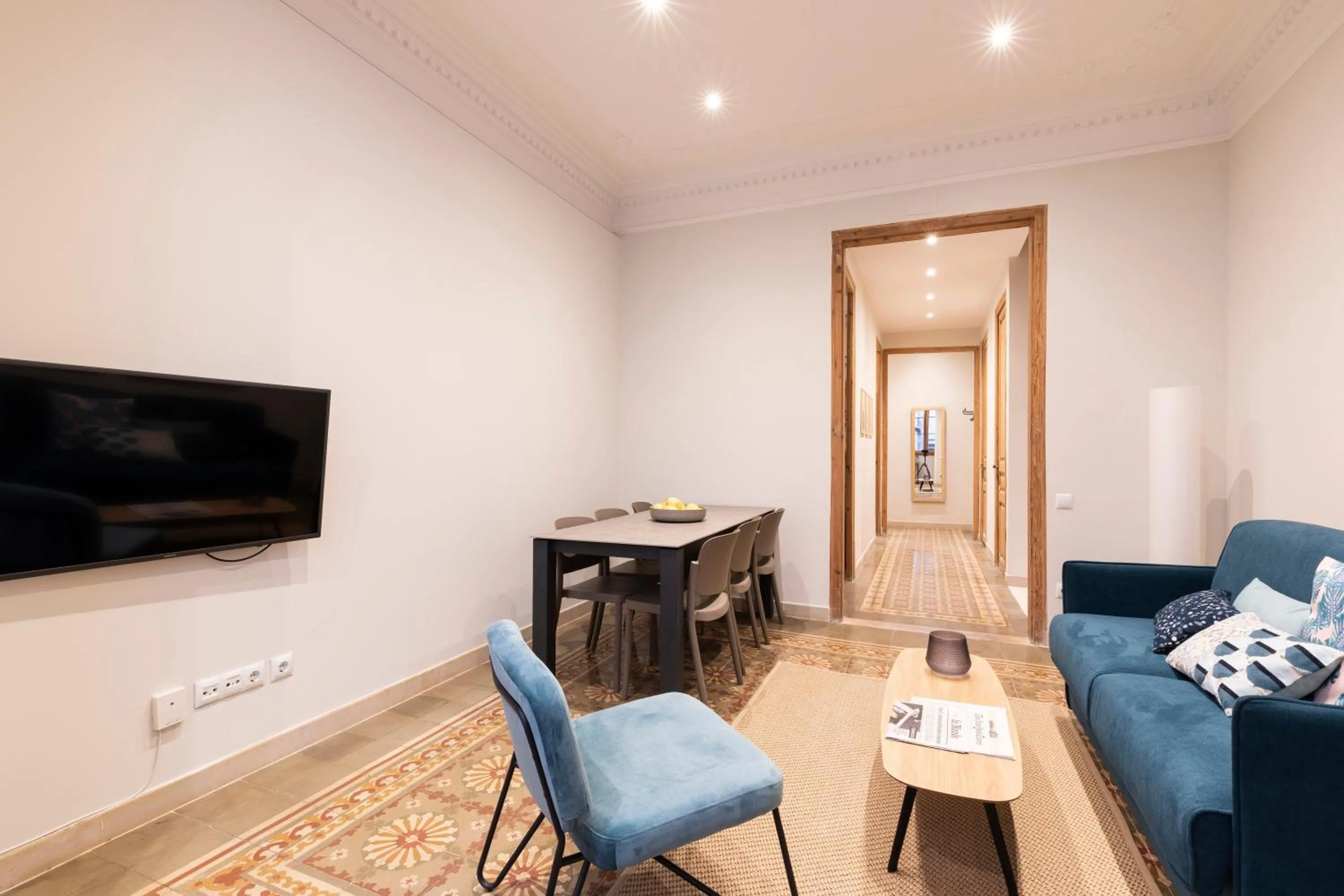 TV and multimedia in Aspasios Gracia Apartments