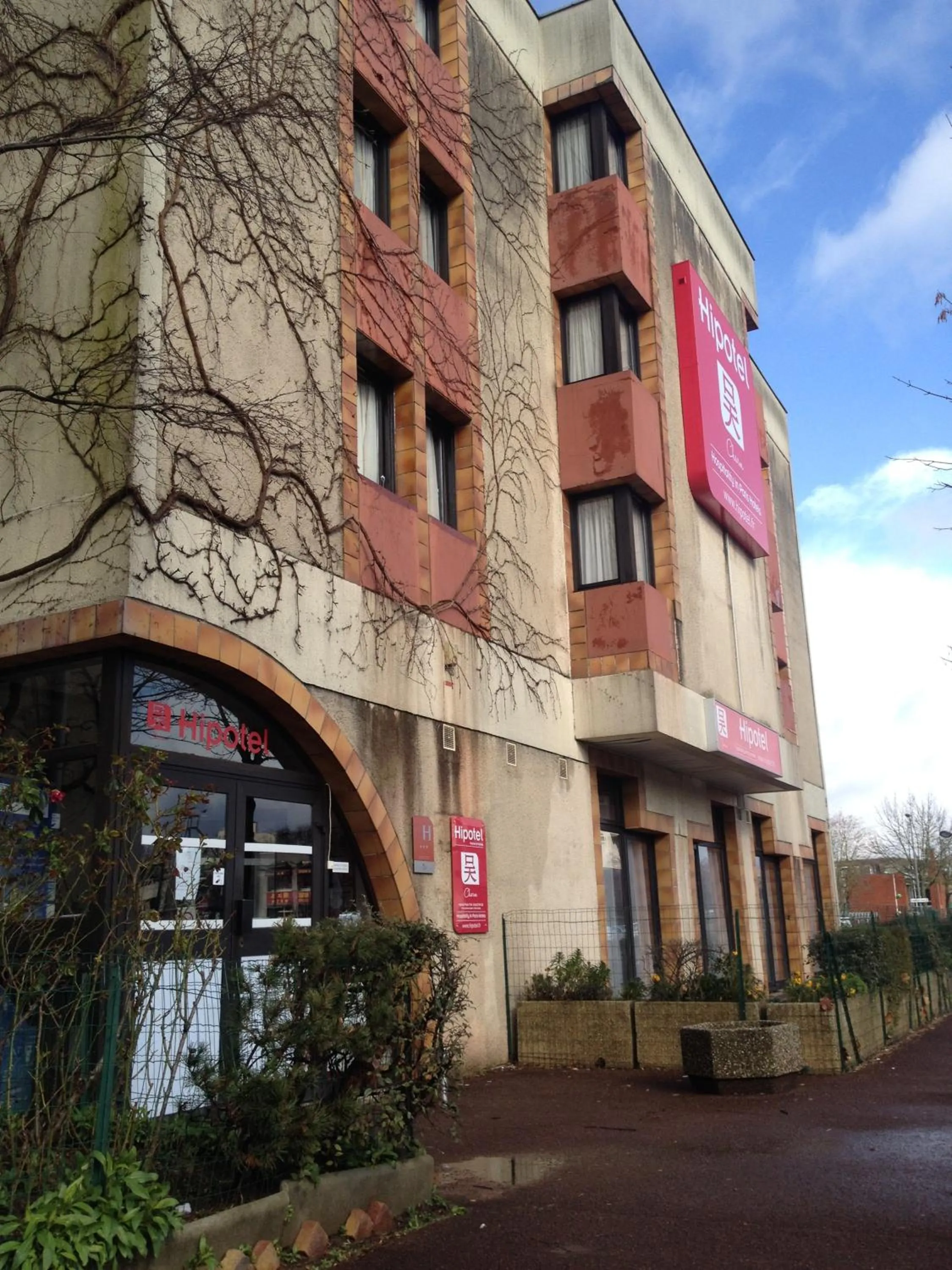 Hipotel Paris Marne La Vallée