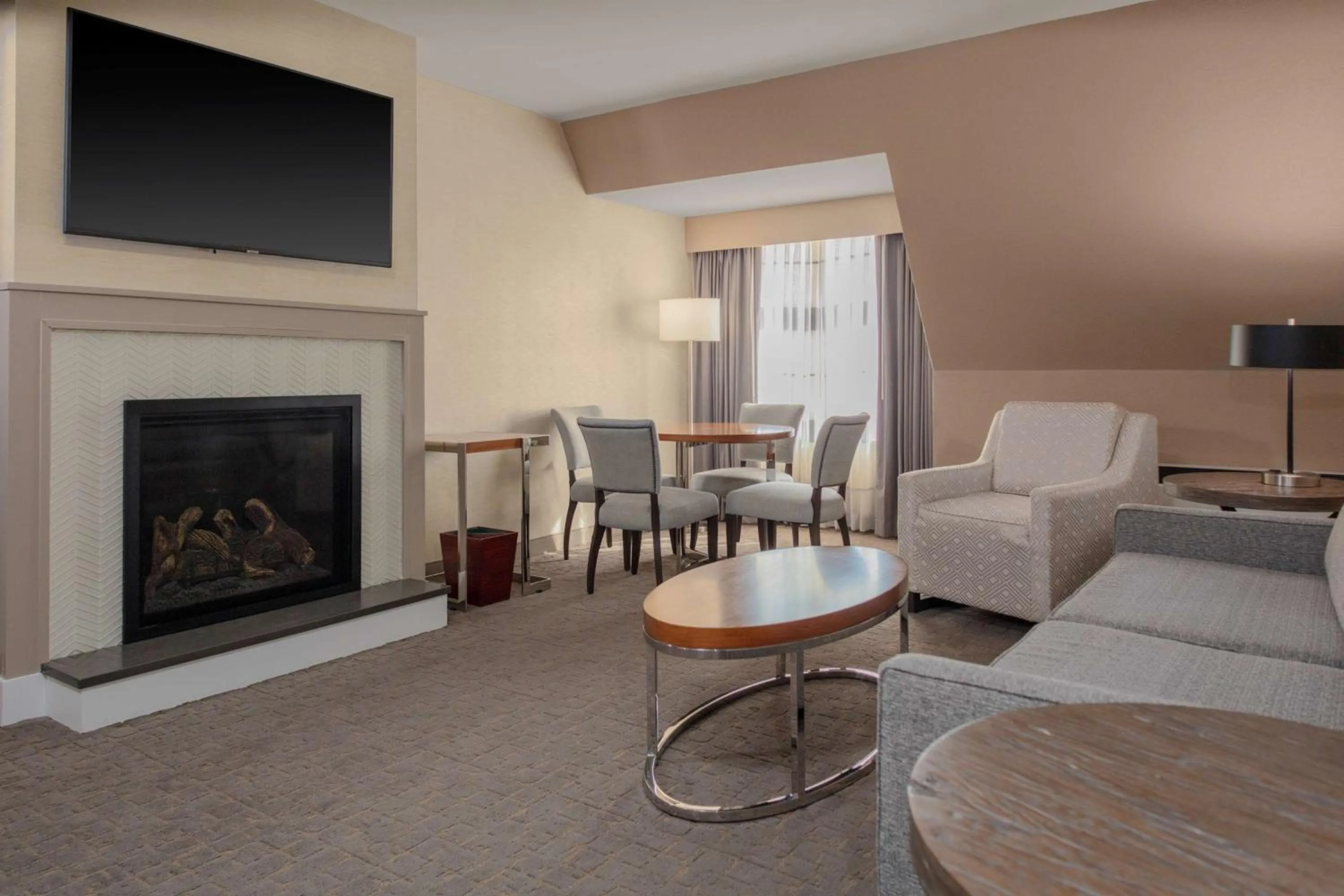 Living room in DoubleTree by Hilton Hotel Burlington Vermont