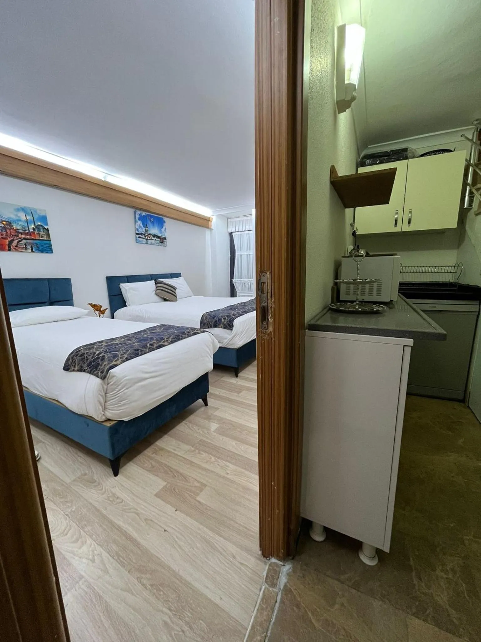 Bed in Seven Rooms Oldcity Hotel