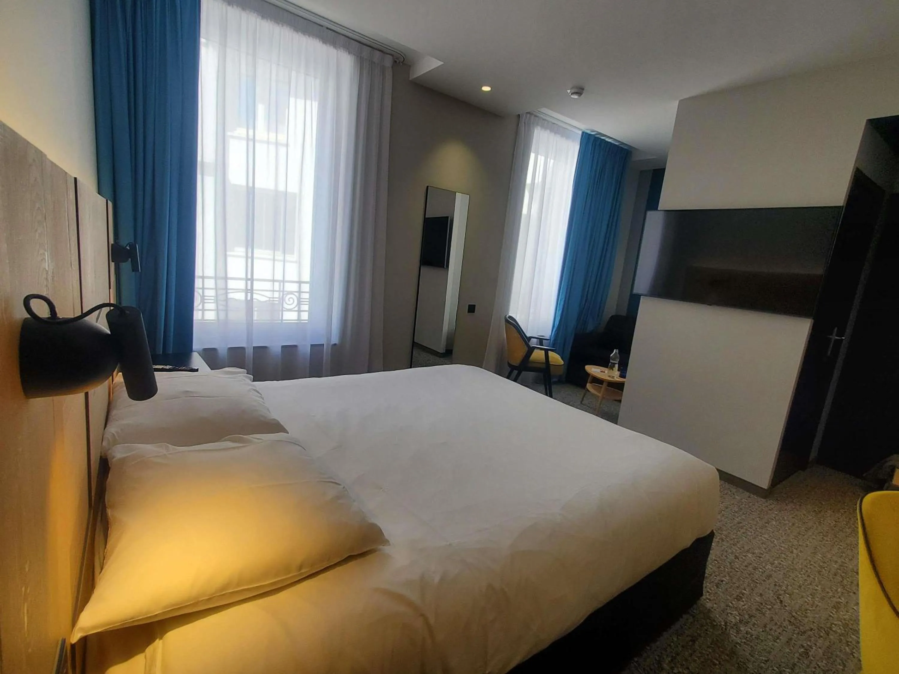 Bedroom, Bed in Mercure Epinal Centre