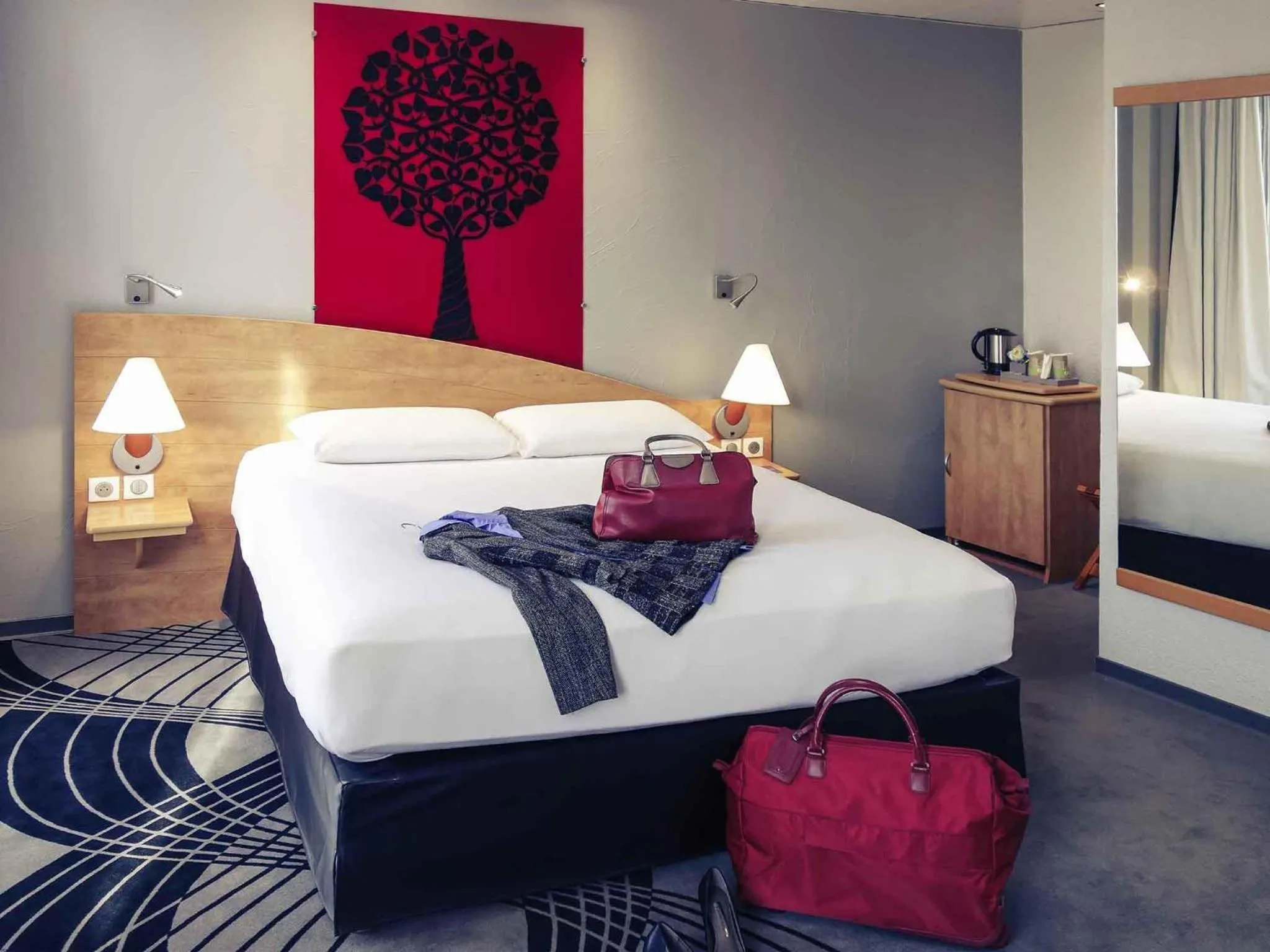 Bedroom, Bed in Mercure Epinal Centre
