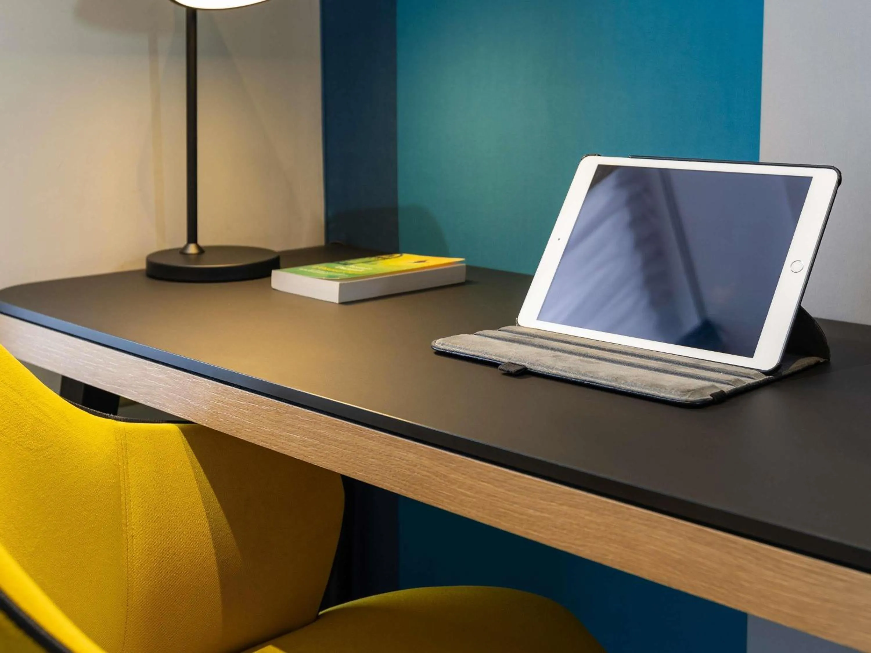 Bedroom in Mercure Epinal Centre